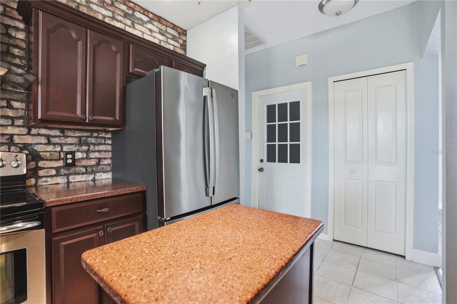 18131 Rivard Blvd Property Photo 16