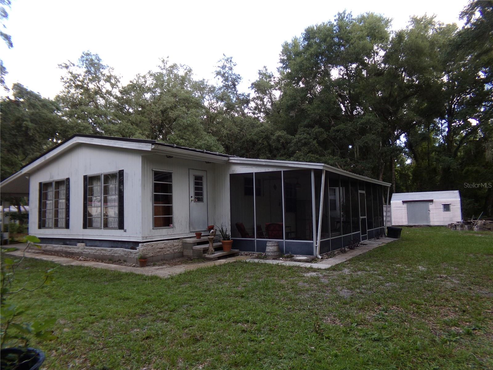 12199 Sw 44th Dr Property Photo 6