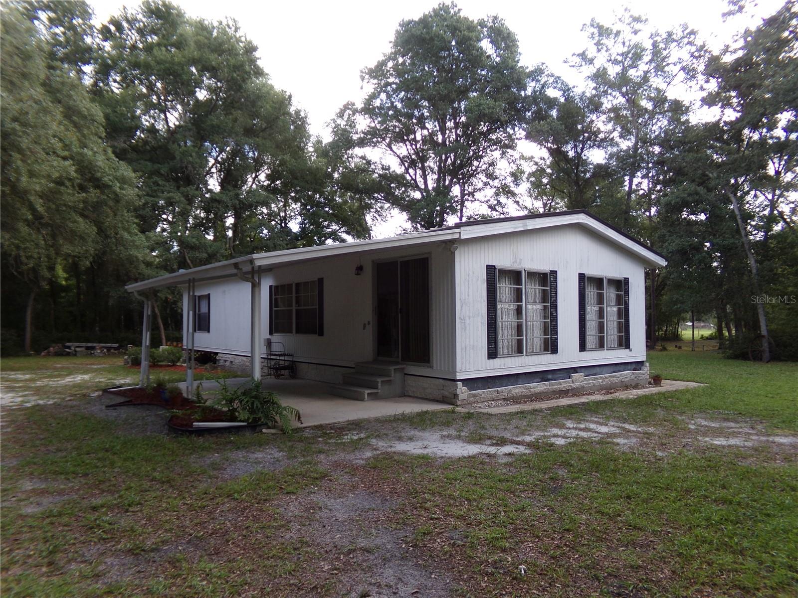 12199 Sw 44th Dr Property Photo 7