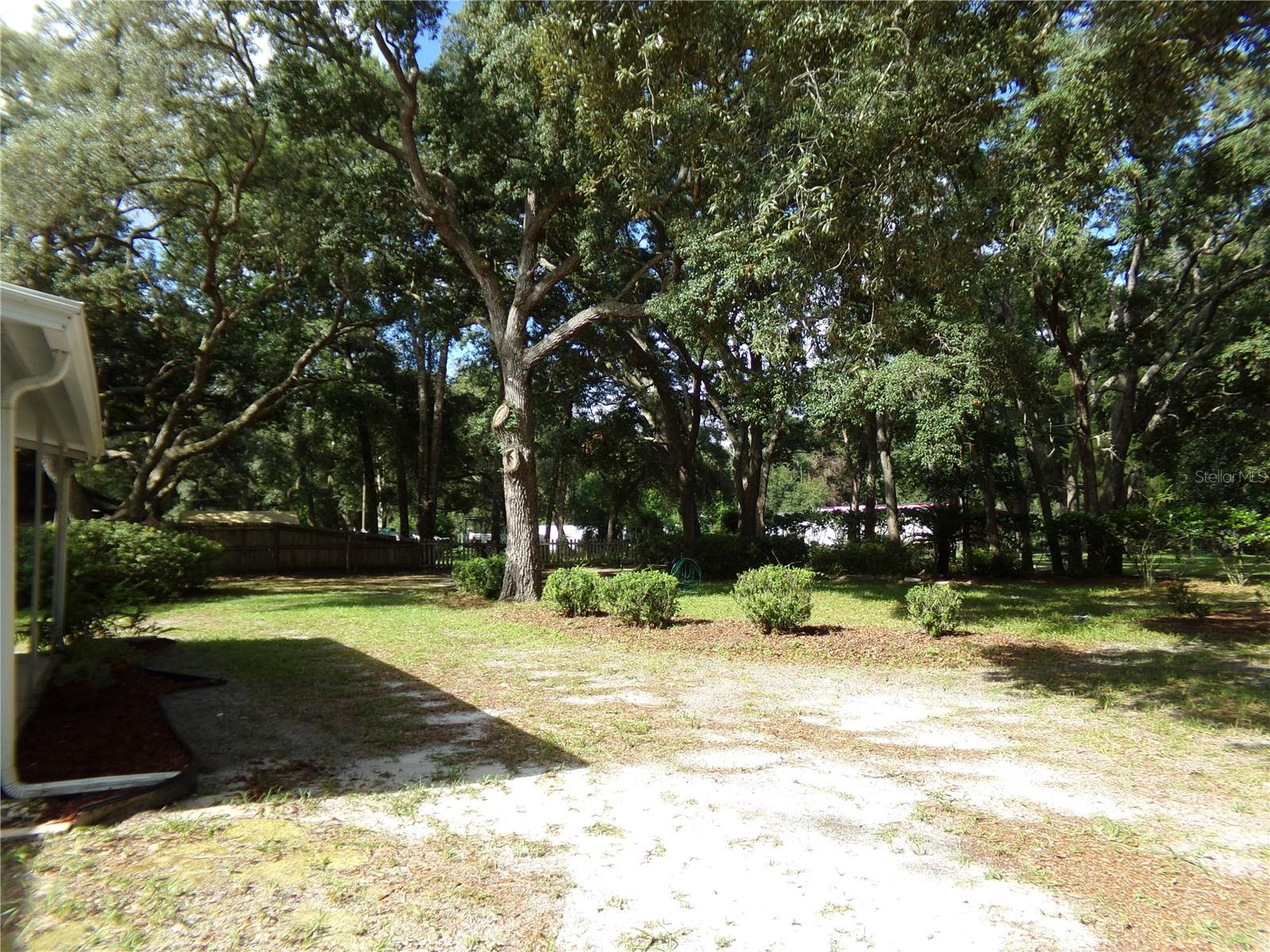 12199 Sw 44th Dr Property Photo 16