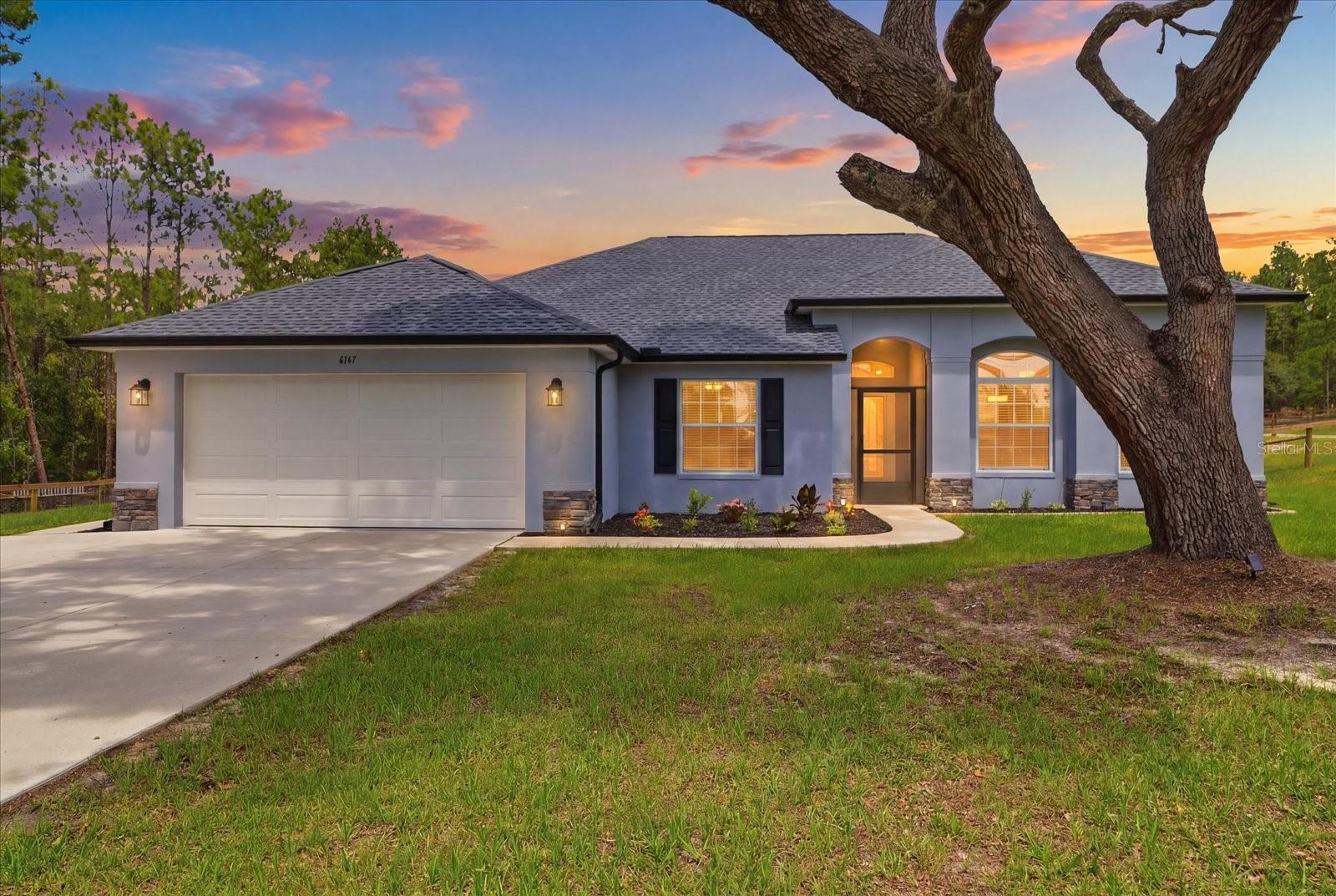 W7887516 Property Photo 1