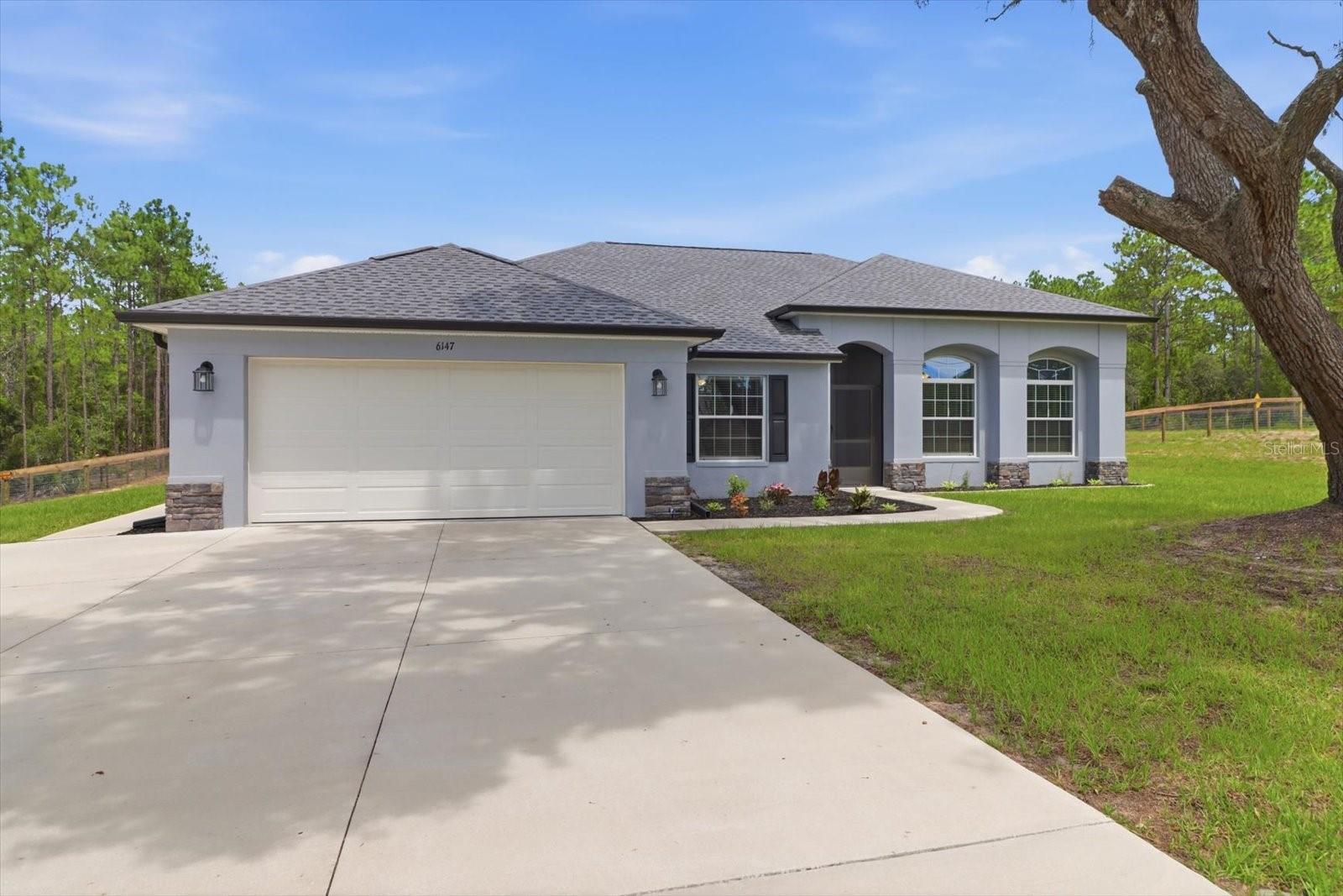 W7887516 Property Photo 3