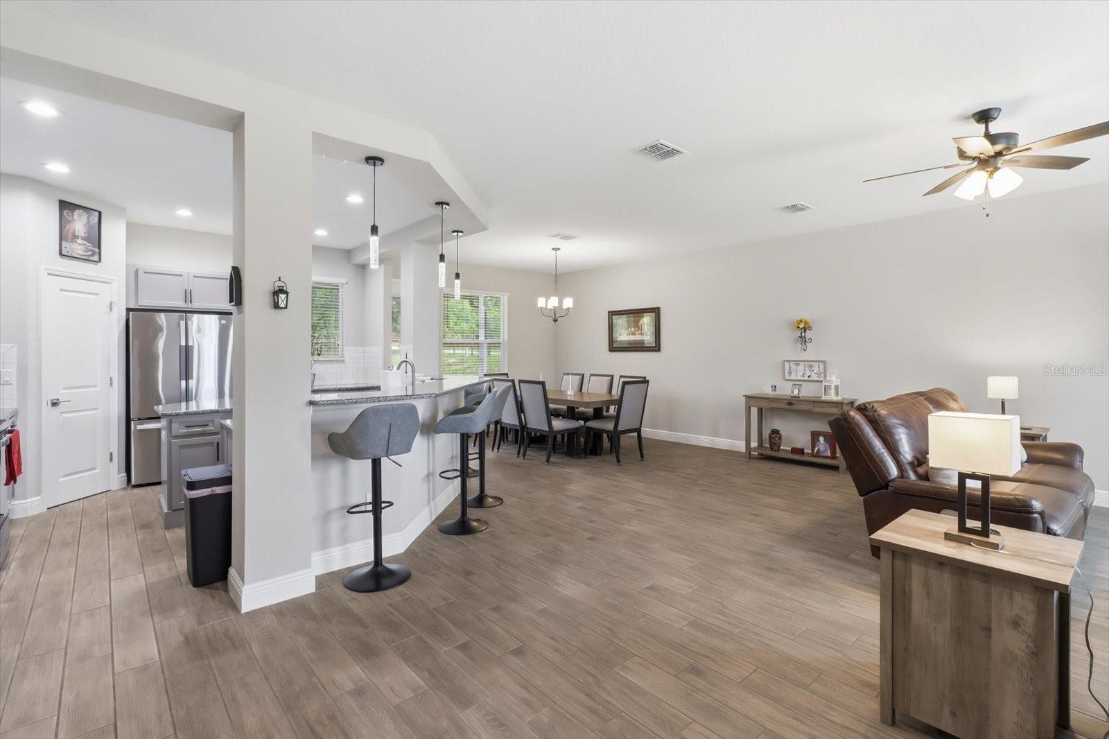 W7887516 Property Photo 8