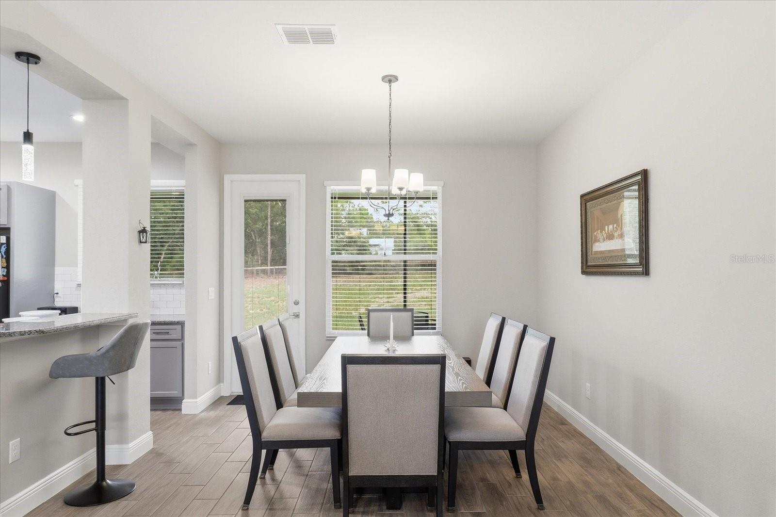W7887516 Property Photo 20