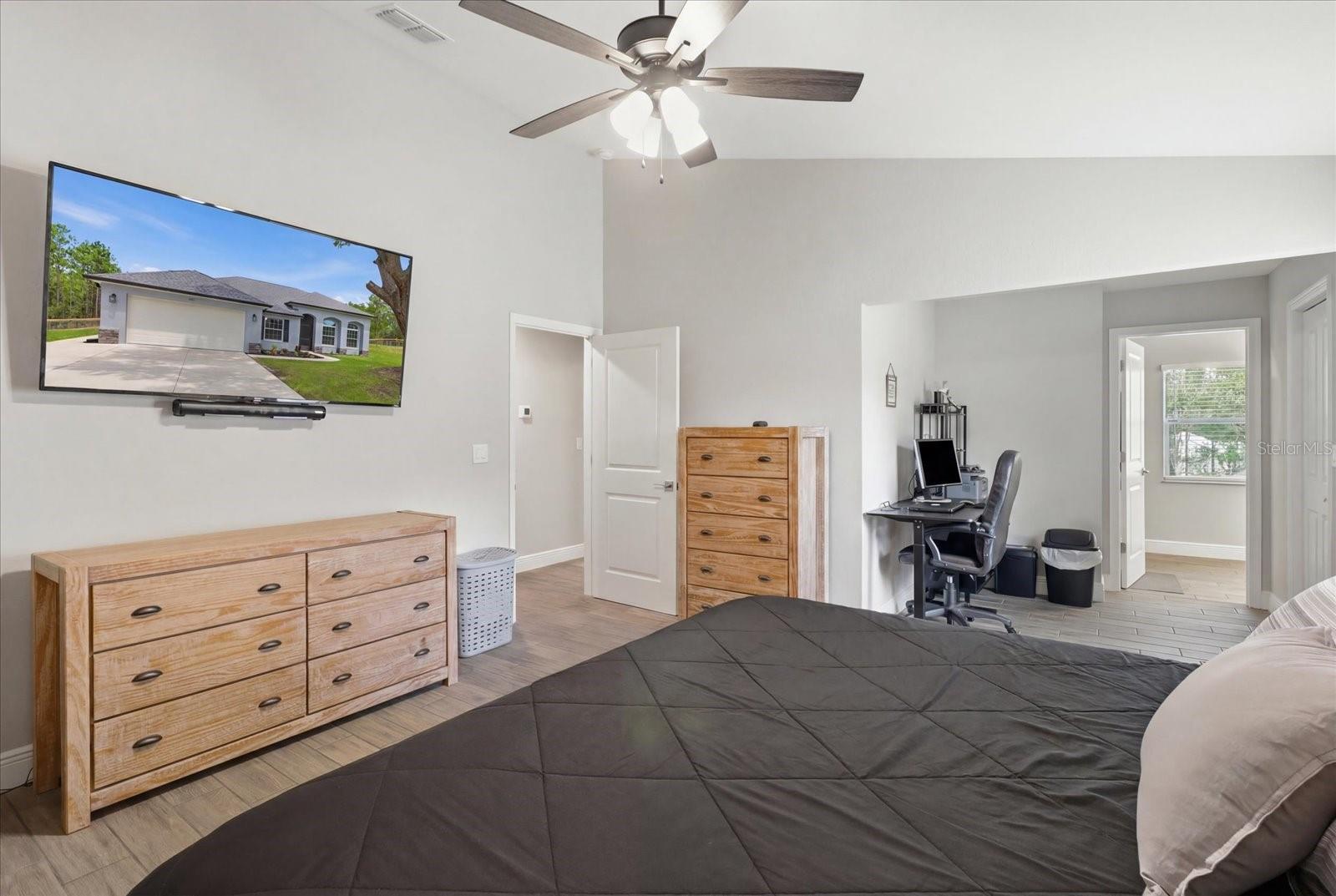 W7887516 Property Photo 24