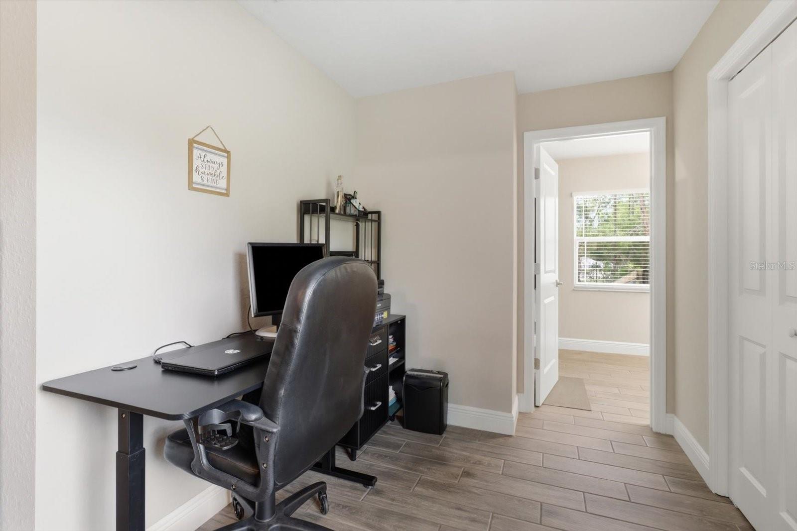 W7887516 Property Photo 25
