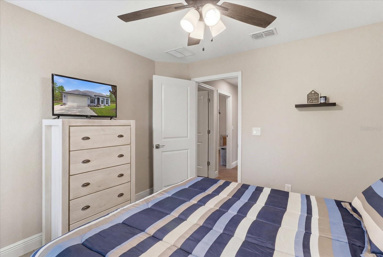 W7887516 Property Photo 29