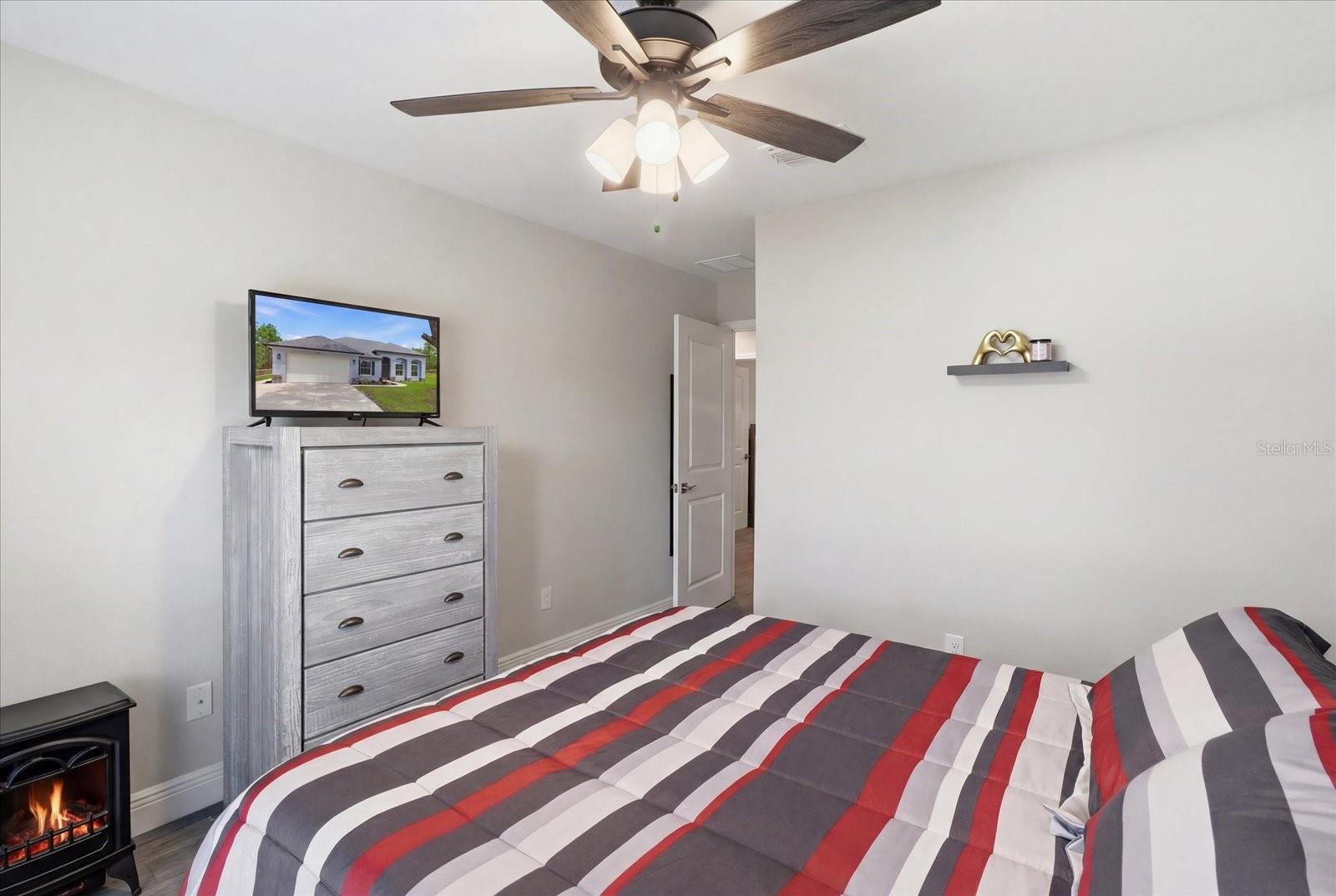 W7887516 Property Photo 33