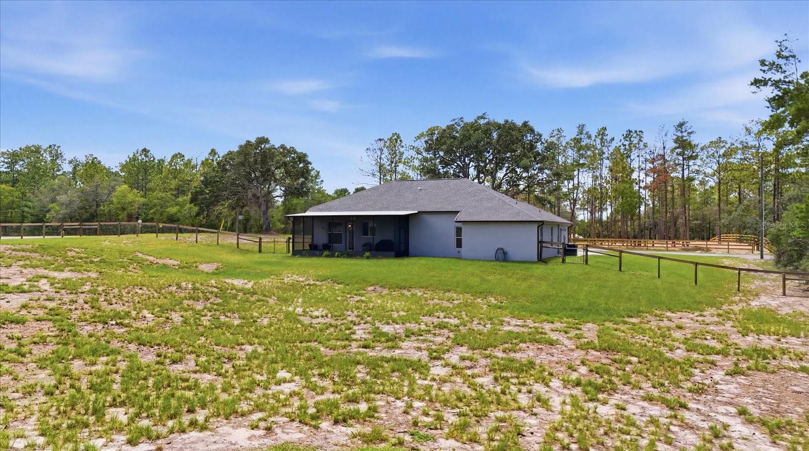 W7887516 Property Photo 41