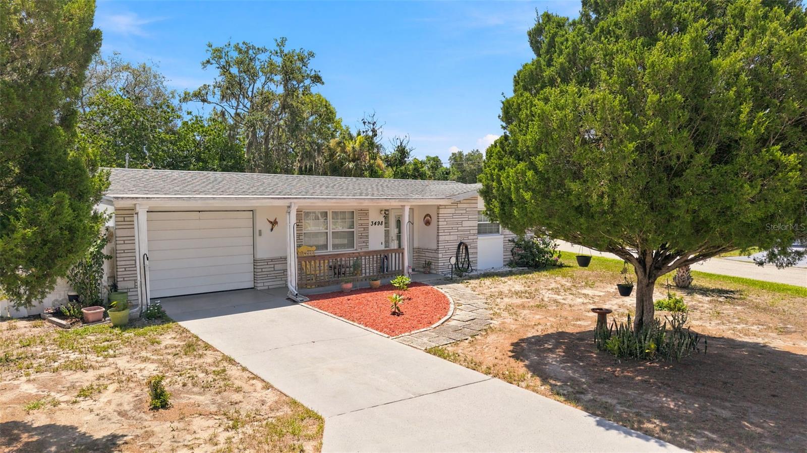 3498 Thunderbird Ave Property Photo 5