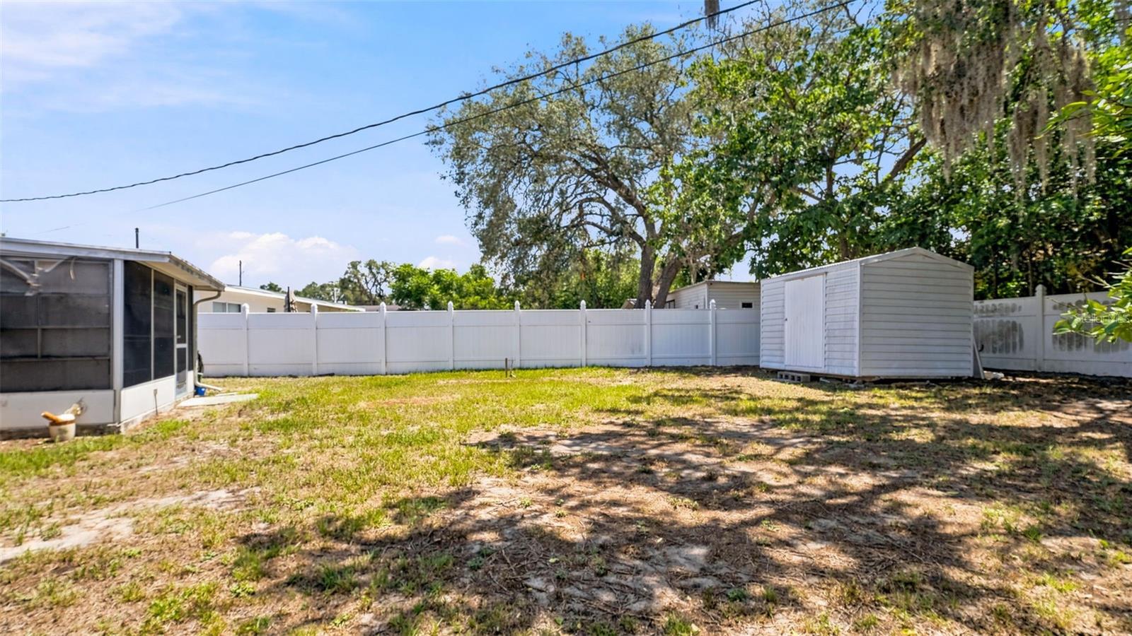 3498 Thunderbird Ave Property Photo 28