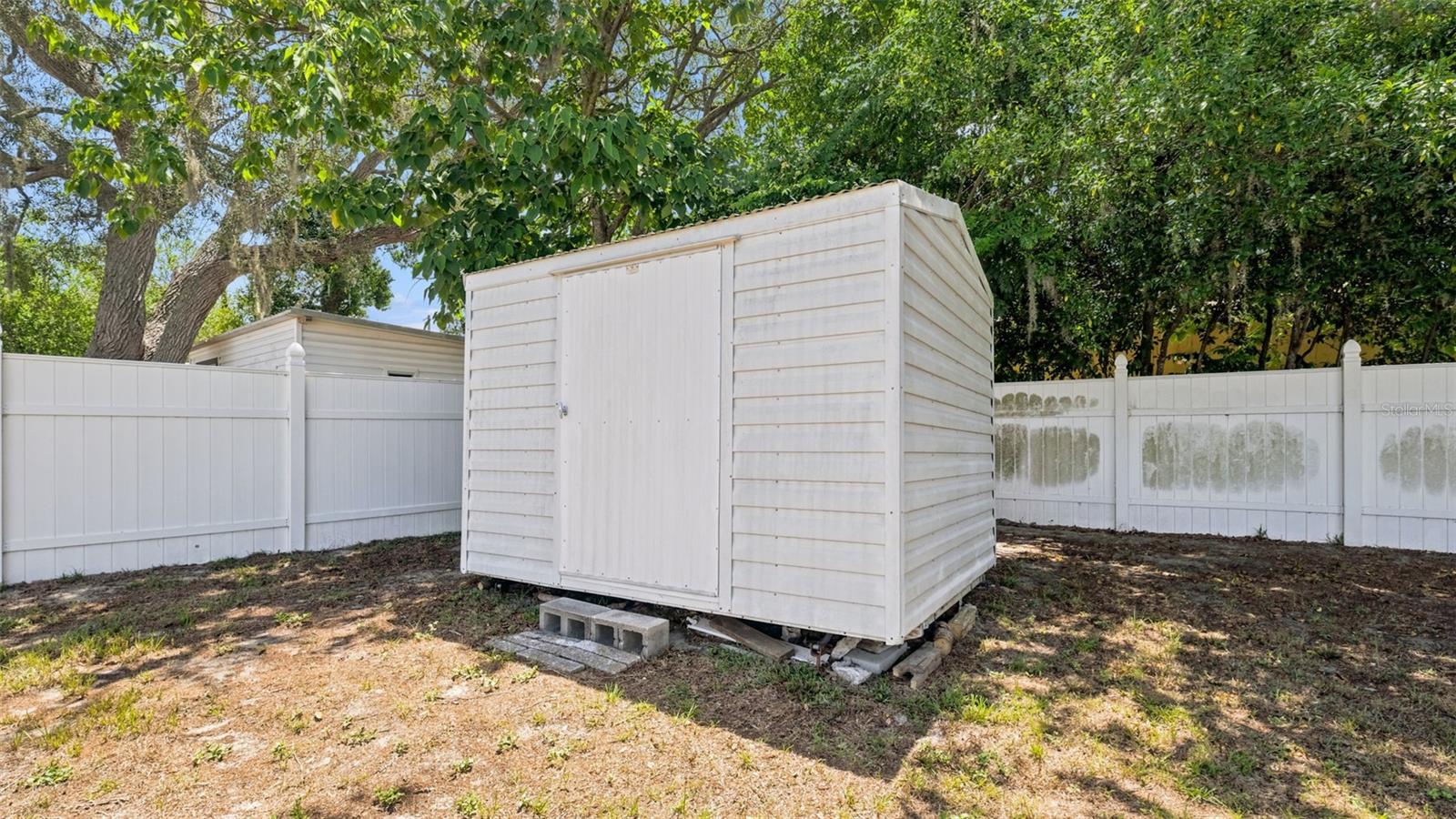3498 Thunderbird Ave Property Photo 29