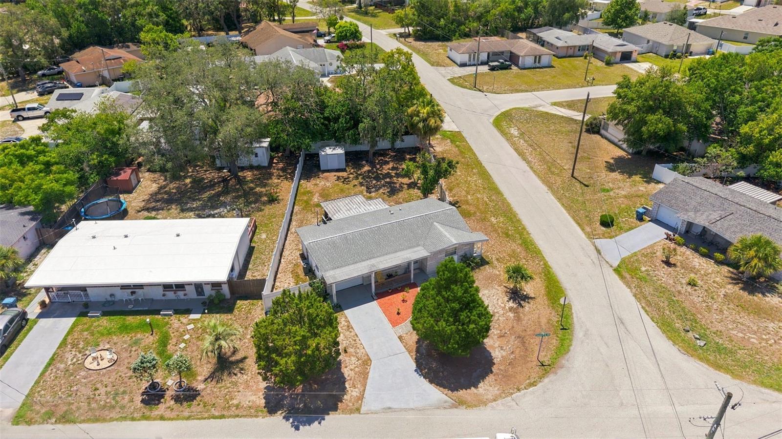 3498 Thunderbird Ave Property Photo 34