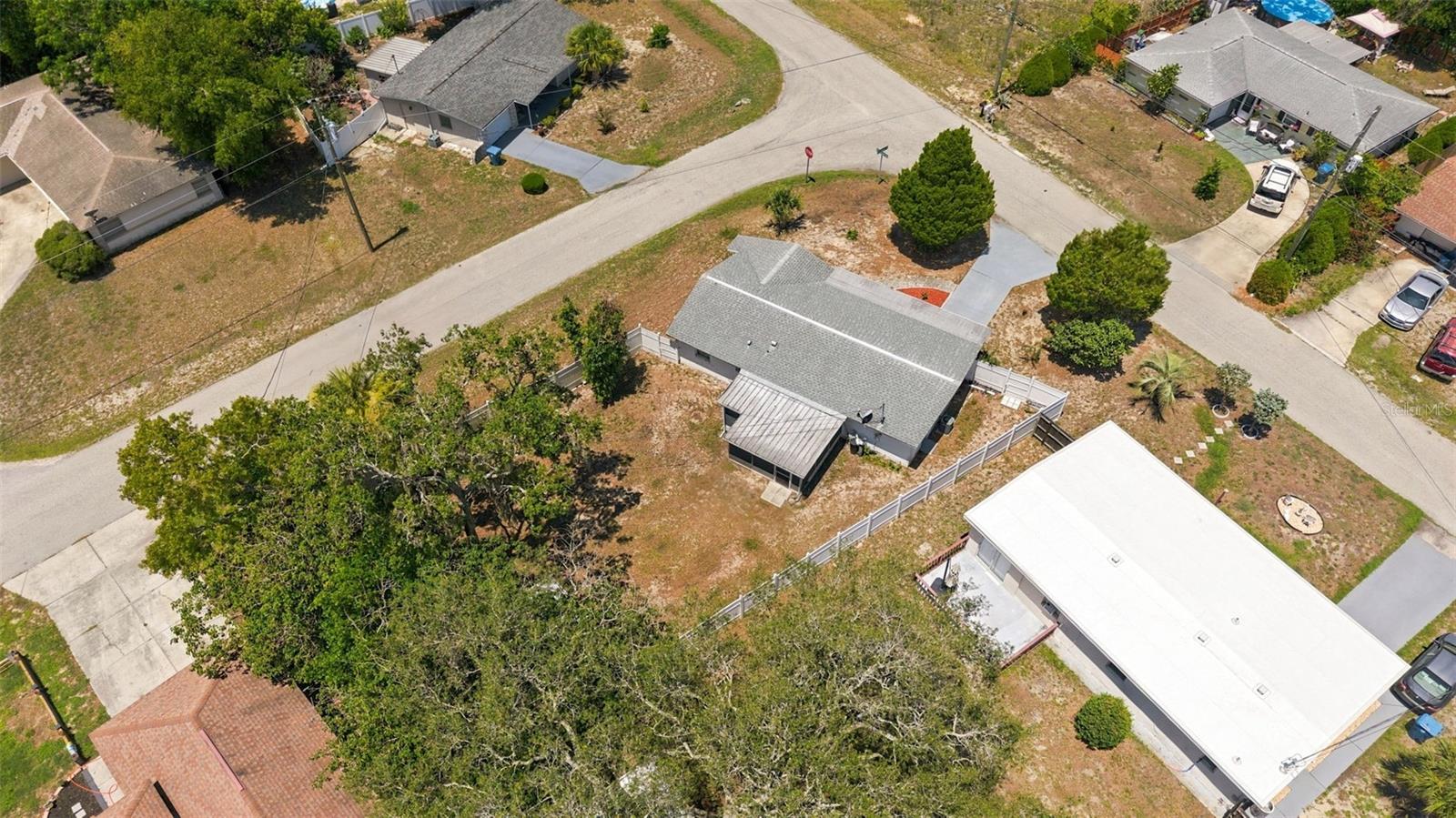 3498 Thunderbird Ave Property Photo 38