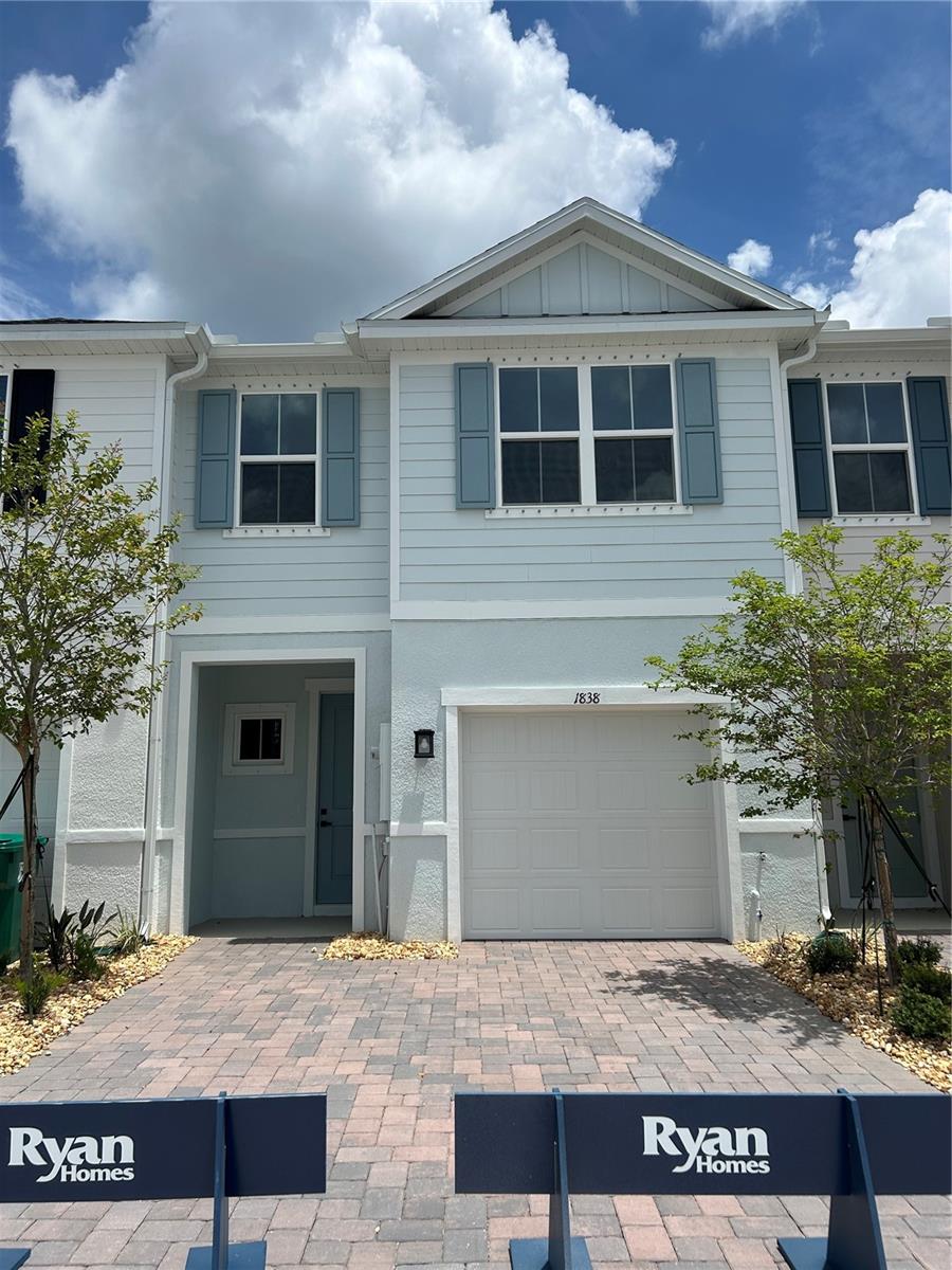 1838 KENDALL POINTE PL