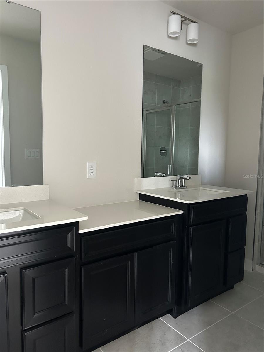 1838 Kendall Pointe Pl Property Photo 5