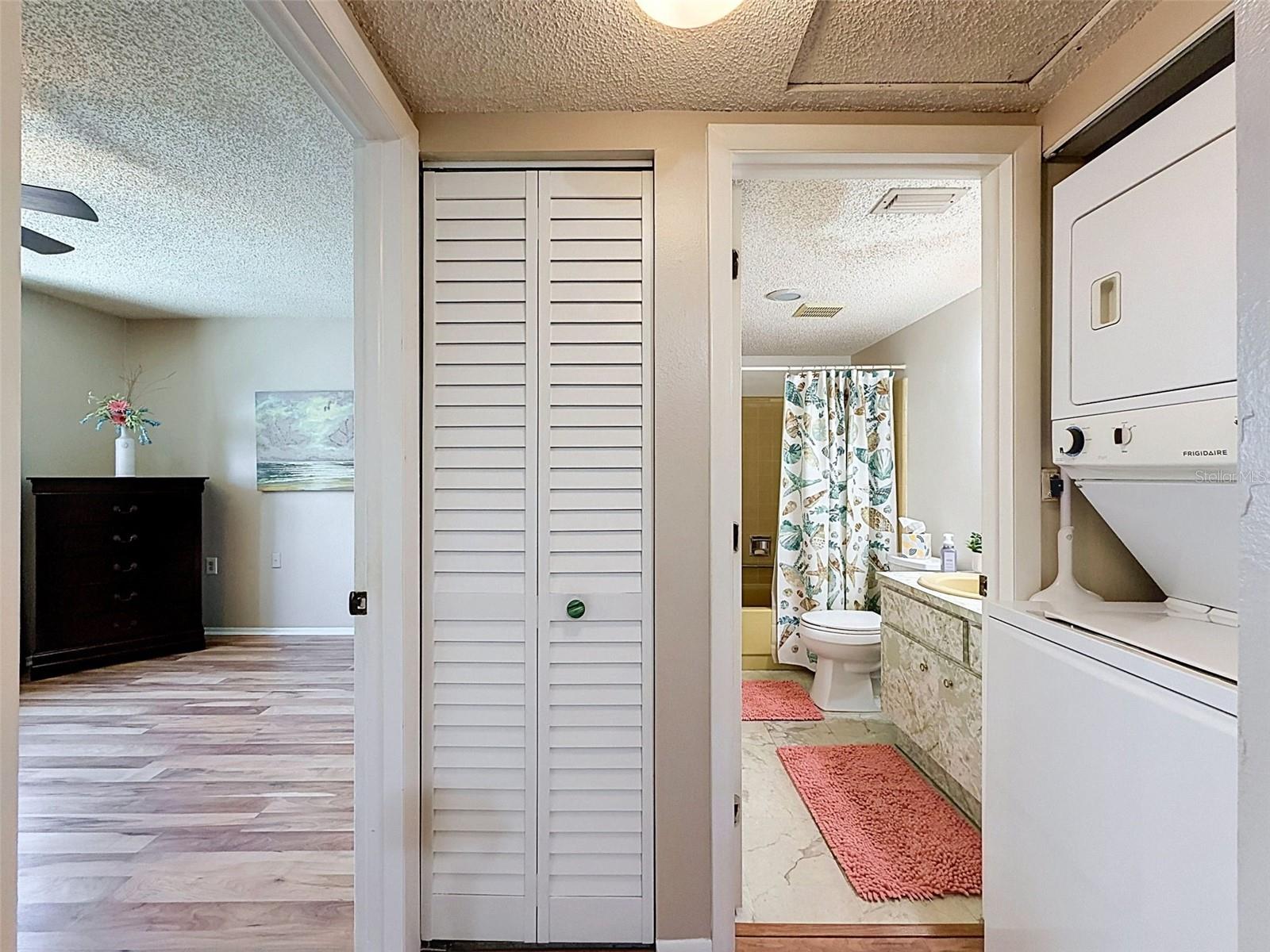 8220 Seven Oaks Ct #5 Property Photo 14