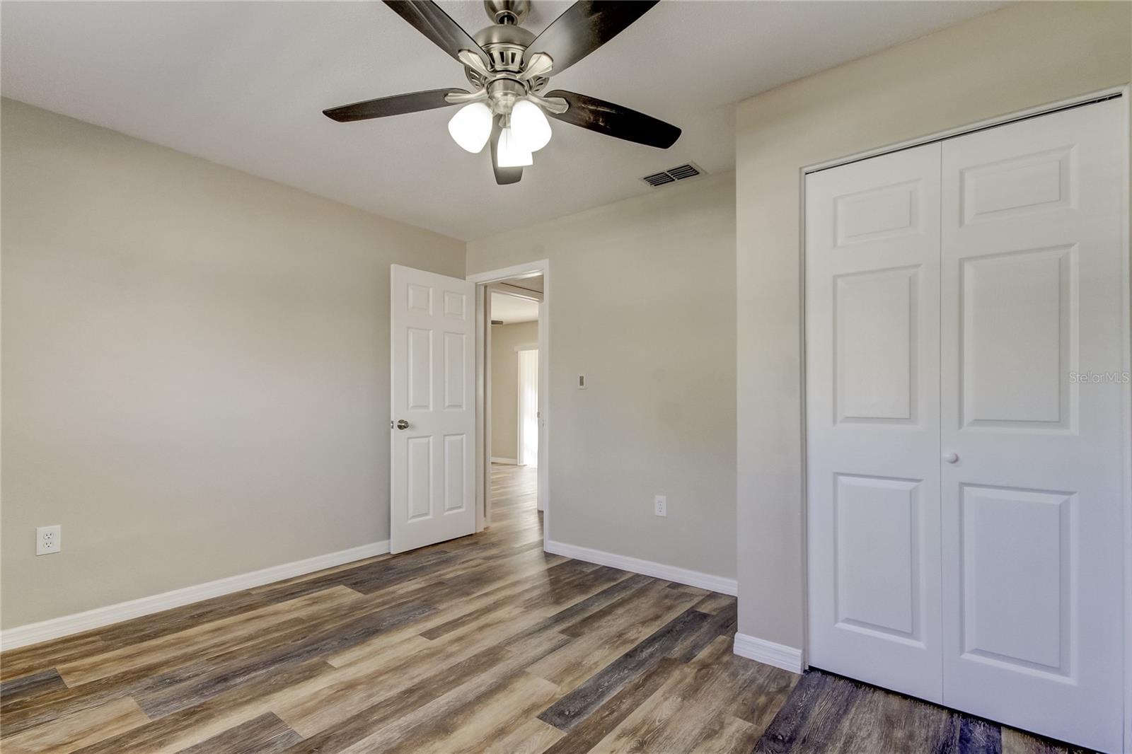 7926 Foxwood Dr Property Photo 13