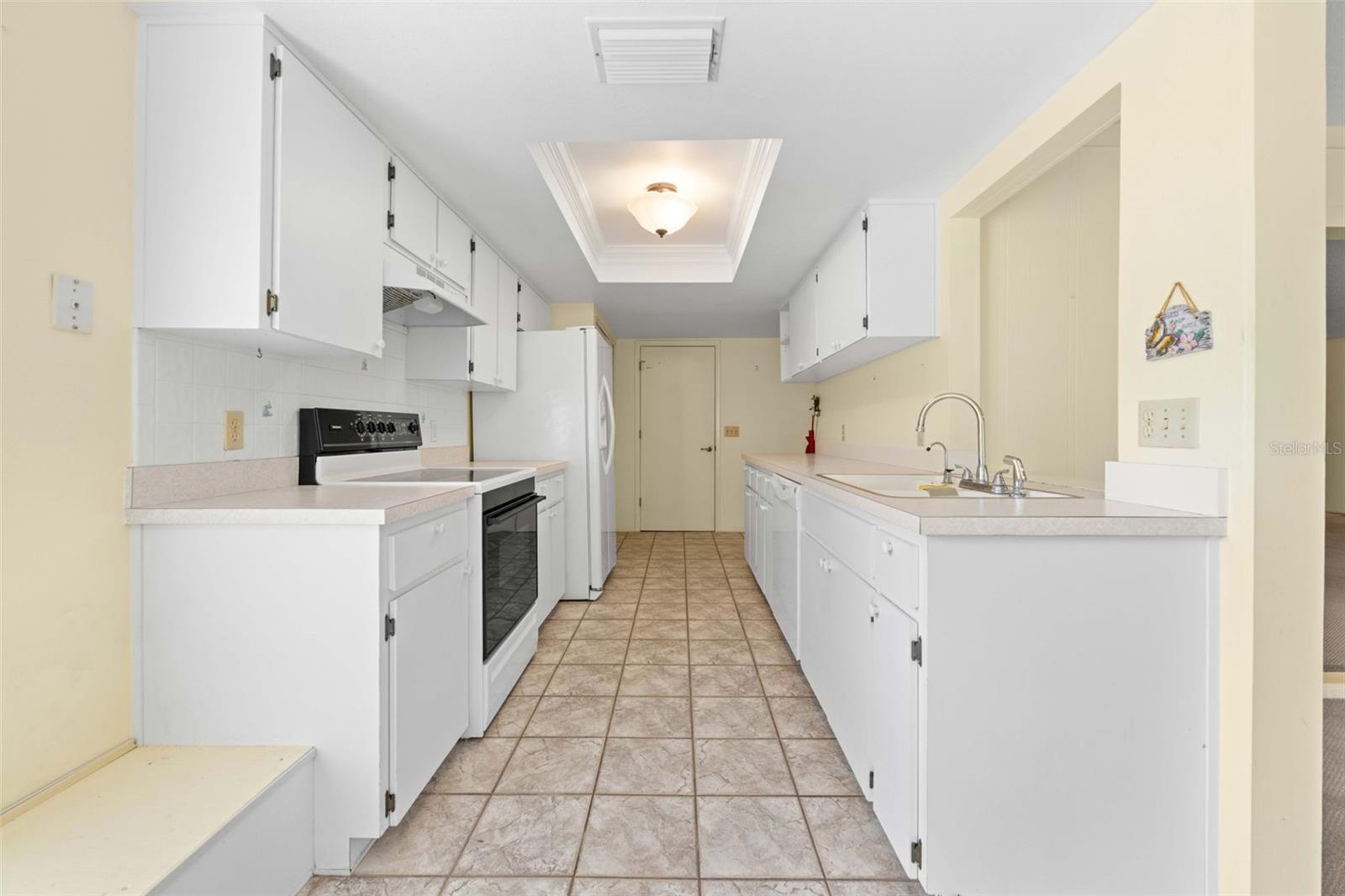 2629 Imperial Pine Dr Property Photo 17