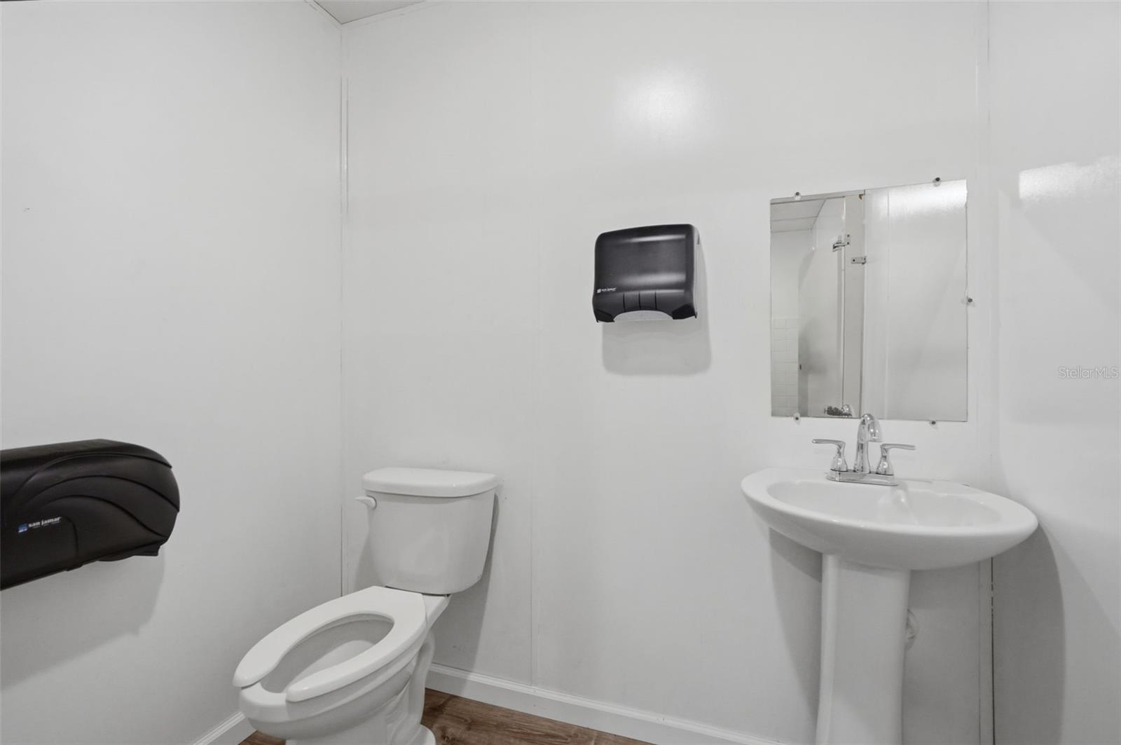 15464 Cortez Blvd Property Photo 16