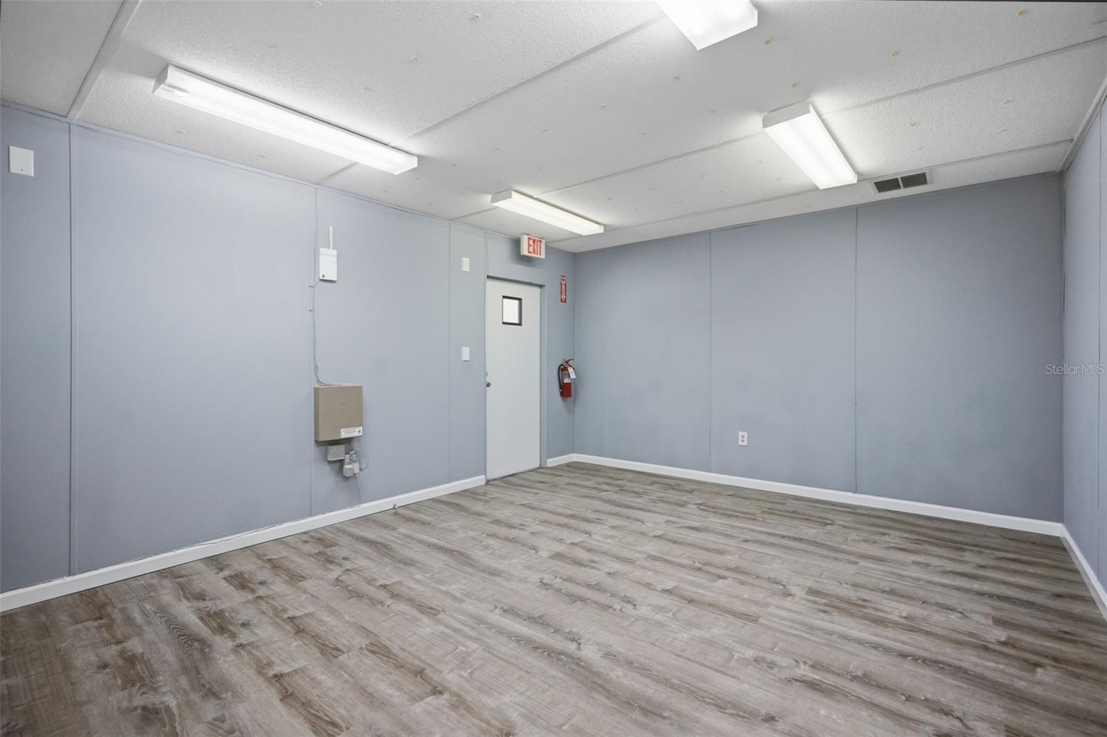15464 Cortez Blvd Property Photo 25