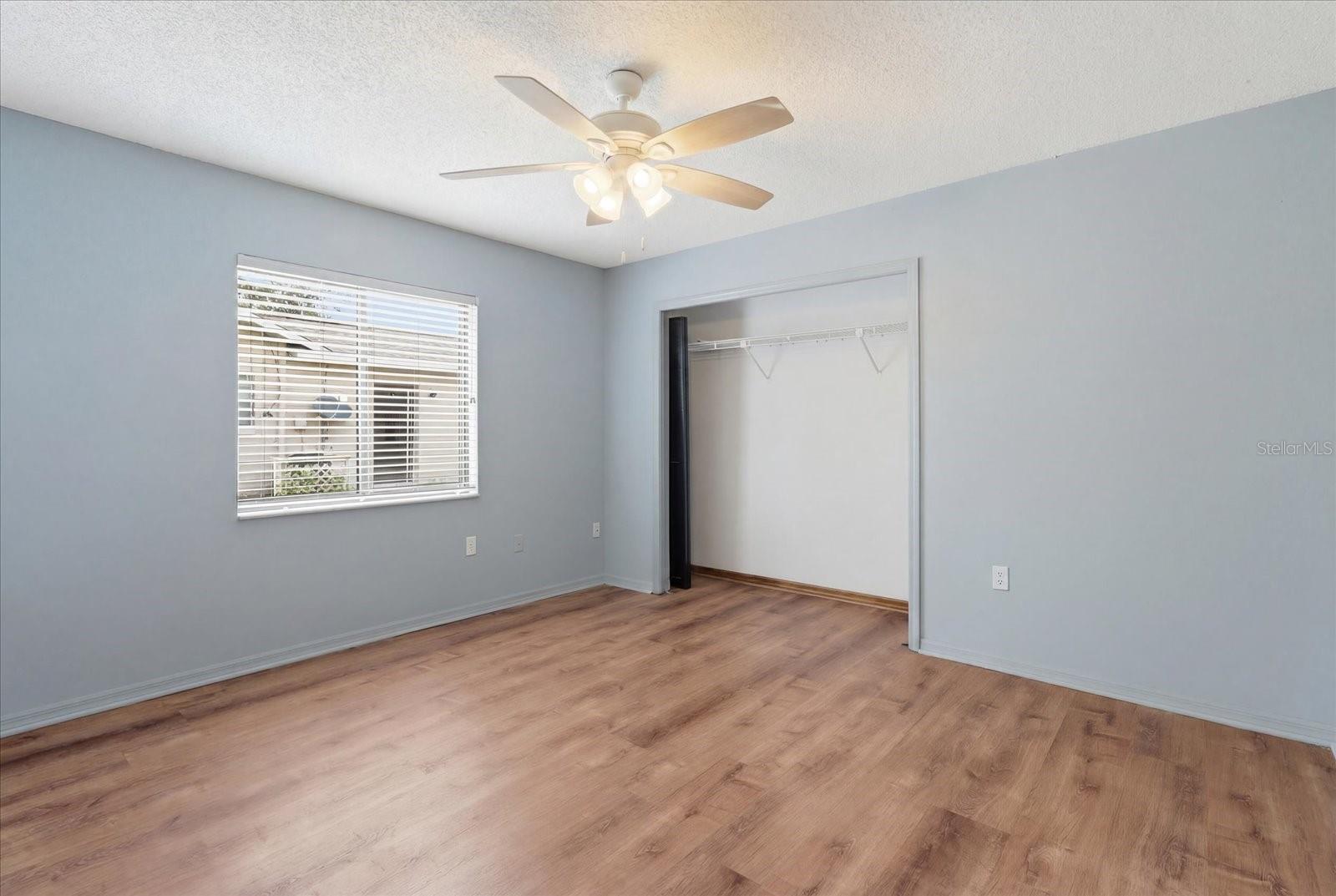 1289-1291 Markham Ave Property Photo 7