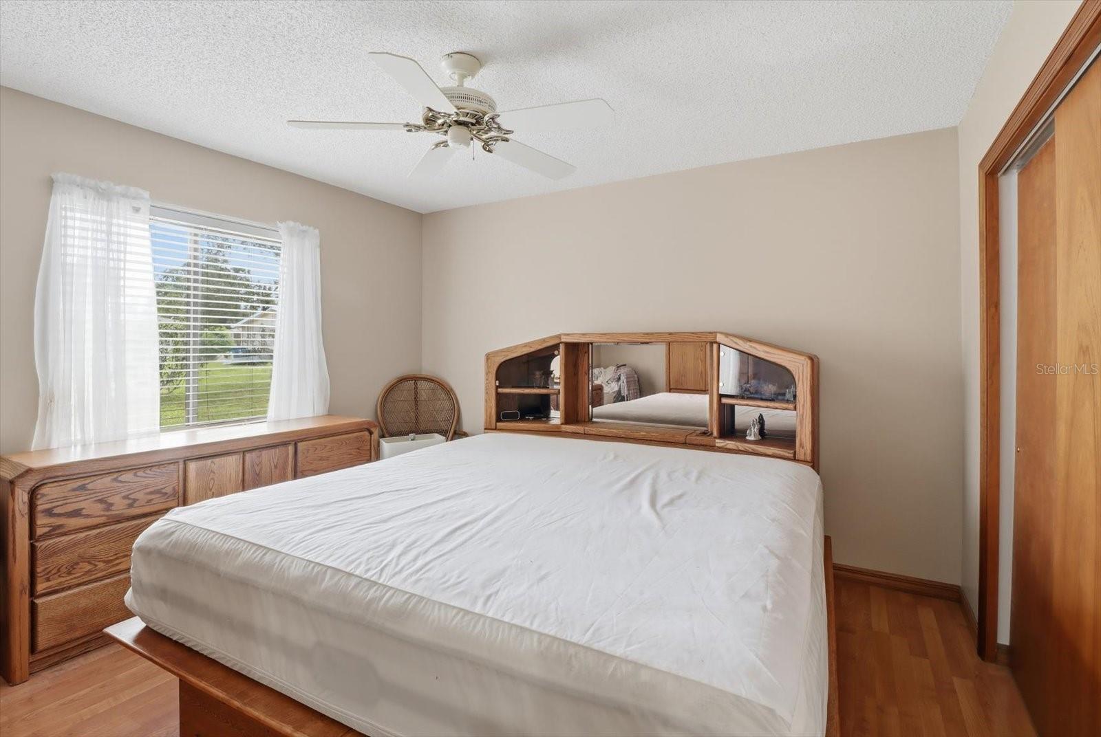 1289-1291 Markham Ave Property Photo 20