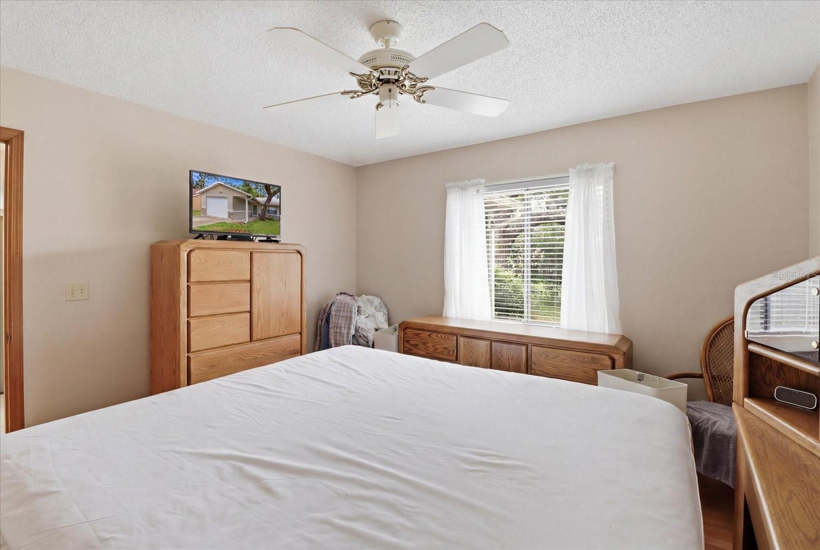 1289-1291 Markham Ave Property Photo 21