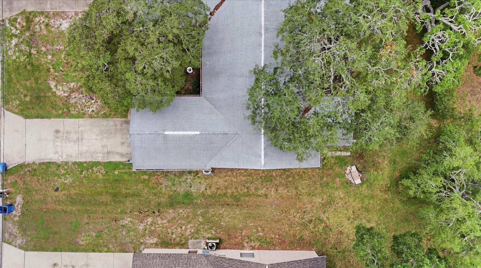 1289-1291 Markham Ave Property Photo 30
