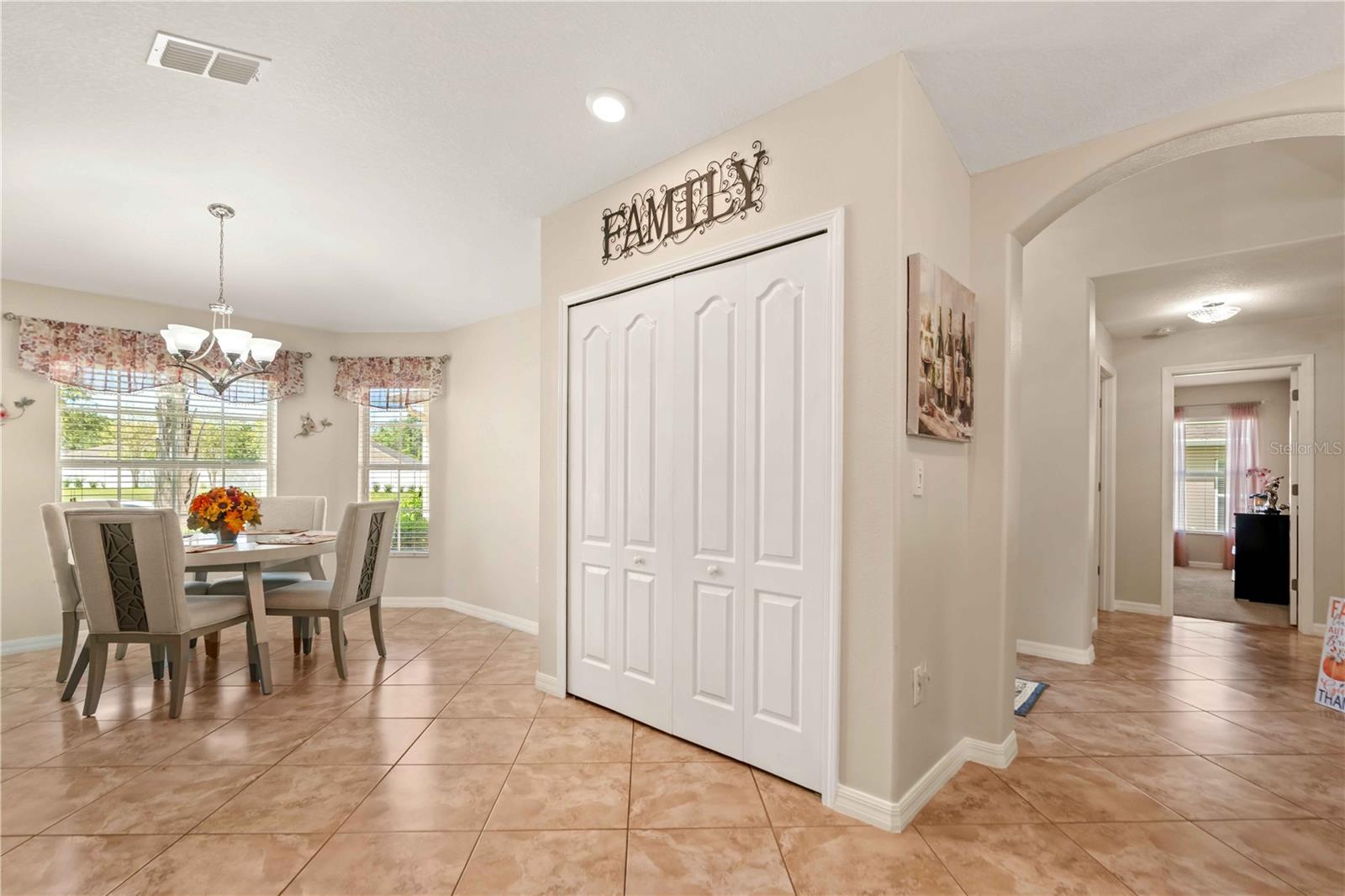10114 Ives Loop Property Photo 27