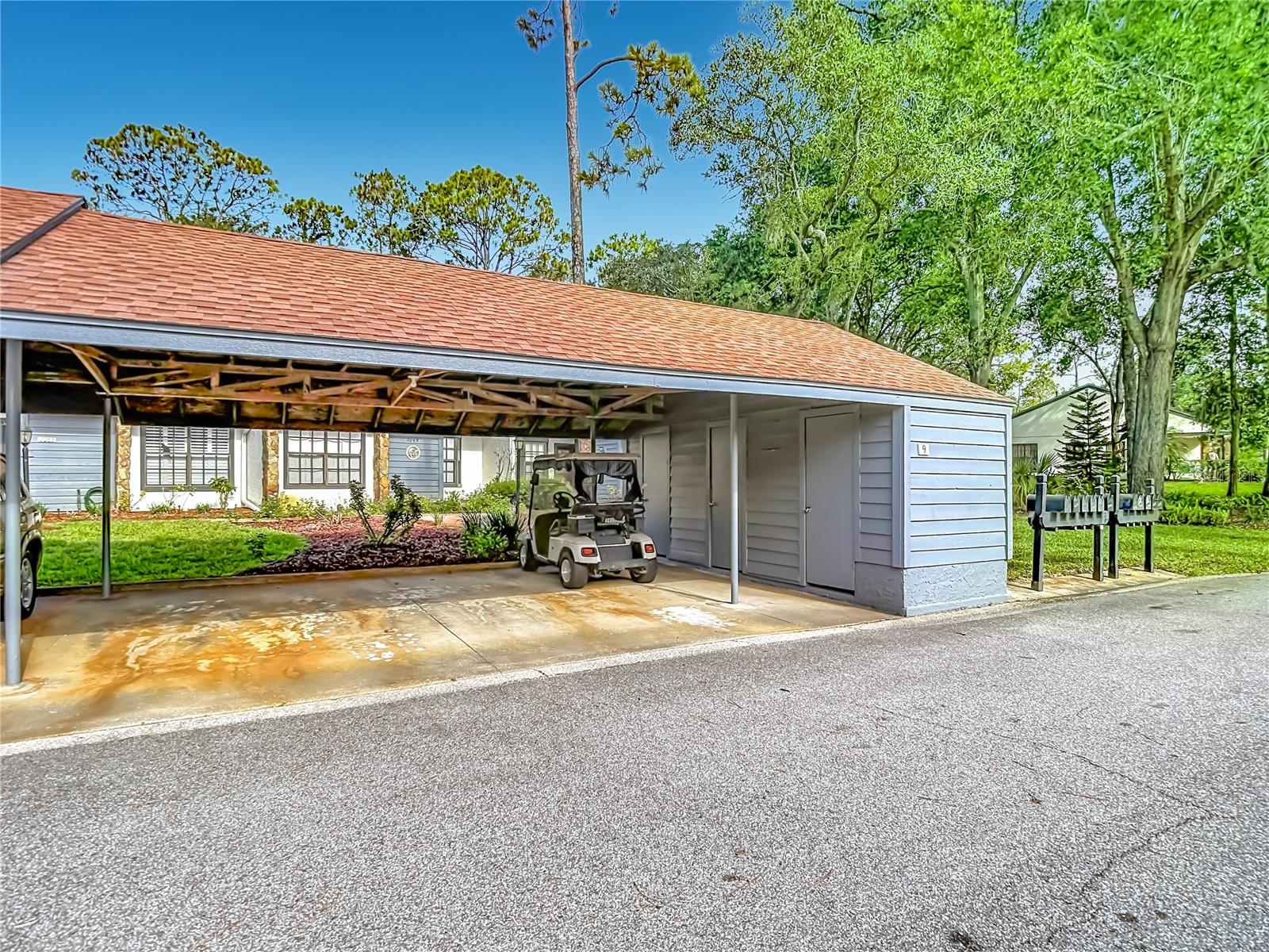 2077 Woodcutter Ct Property Photo 3