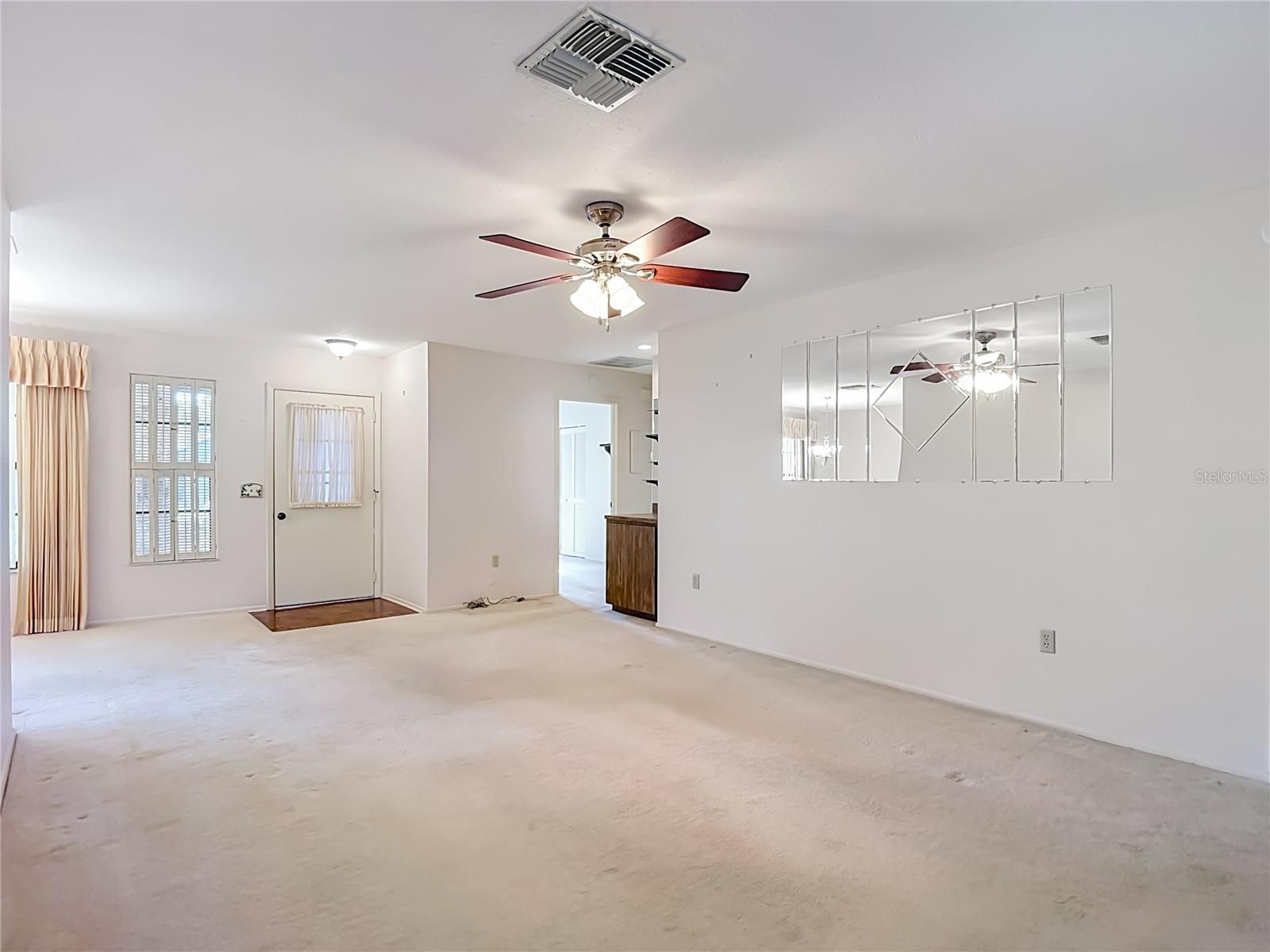 2077 Woodcutter Ct Property Photo 19
