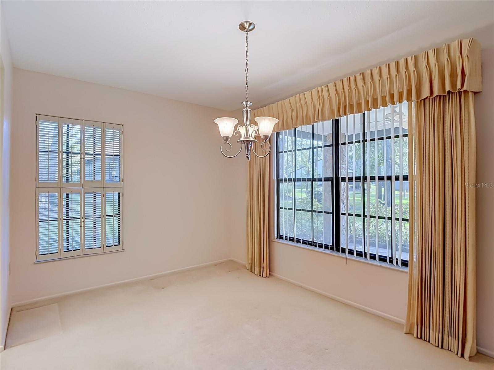 2077 Woodcutter Ct Property Photo 23