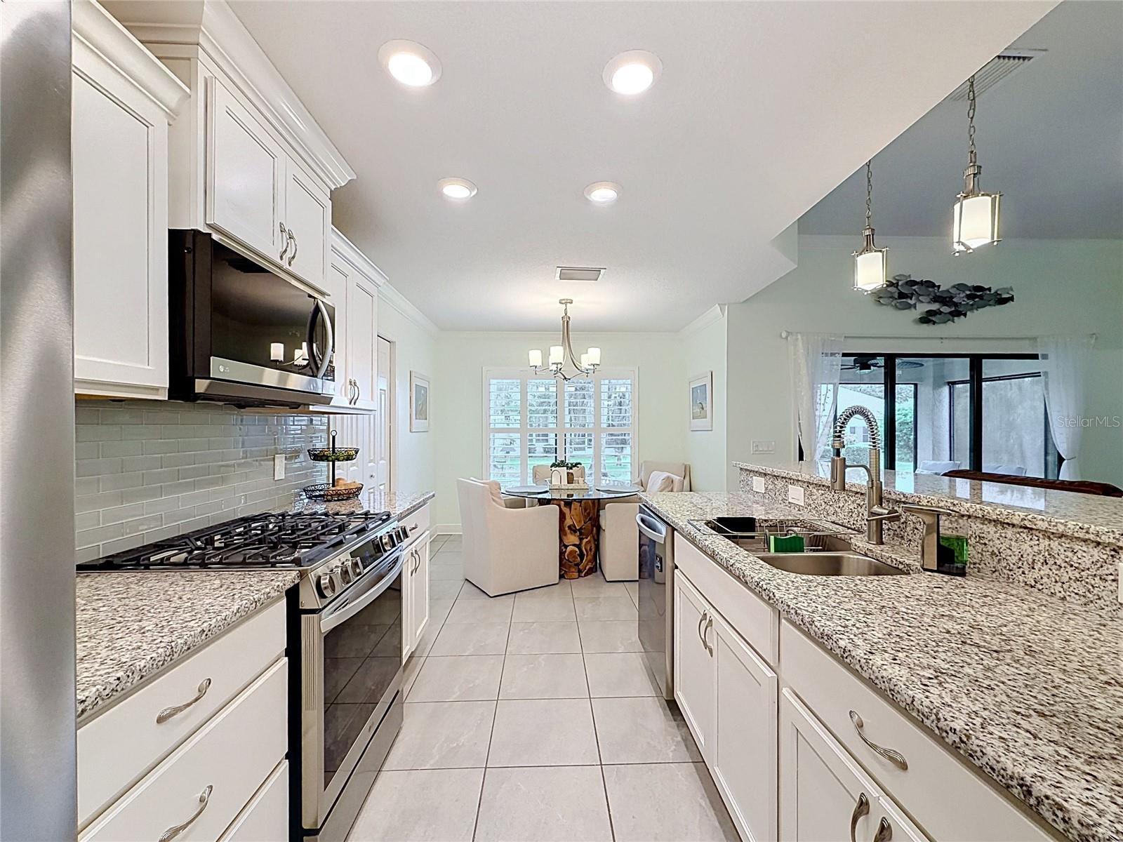 2845 N Appledore Path Property Photo 17