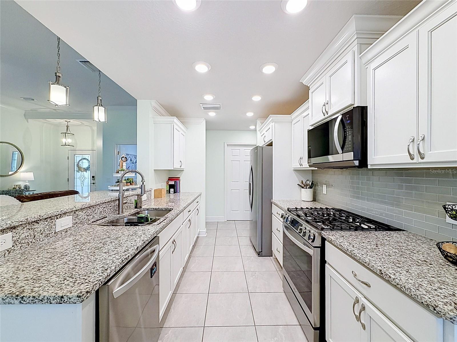 2845 N Appledore Path Property Photo 18