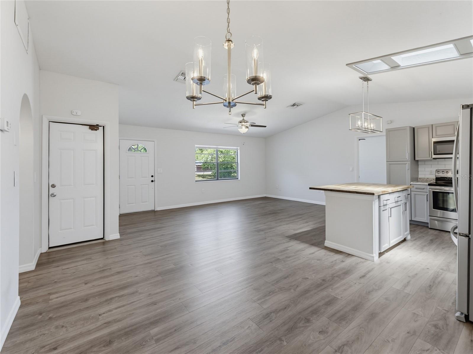 4526 Bayridge Ct Property Photo 18