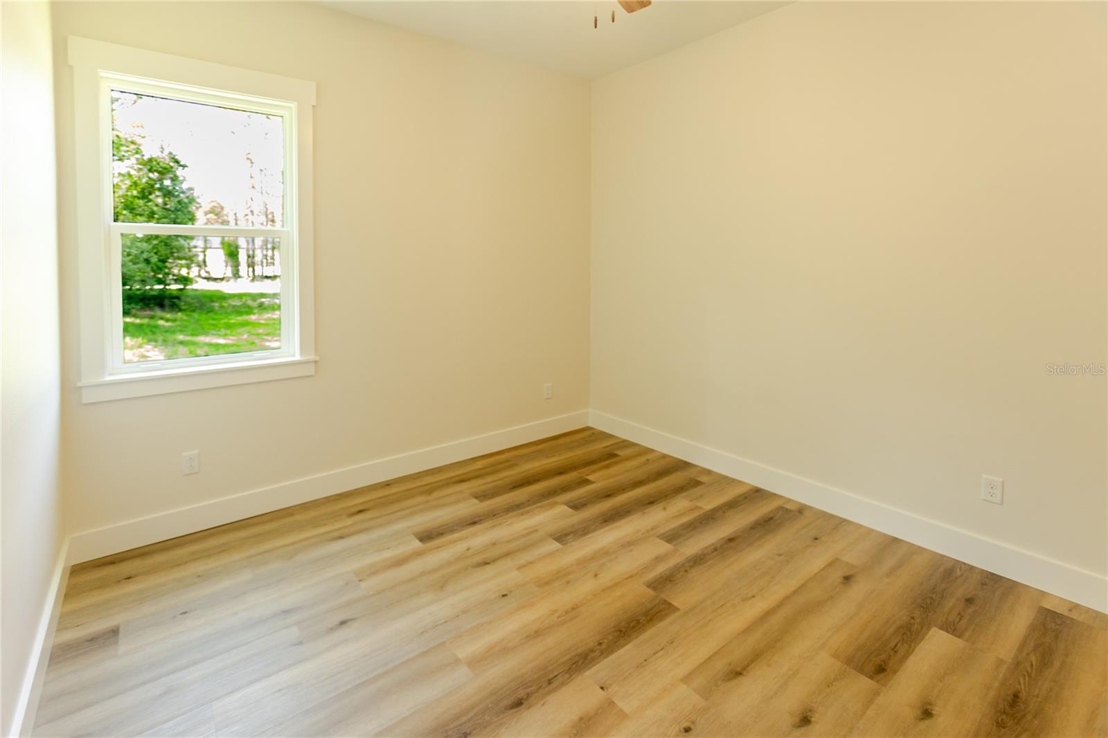 16098 Mellon Rd Property Photo 54