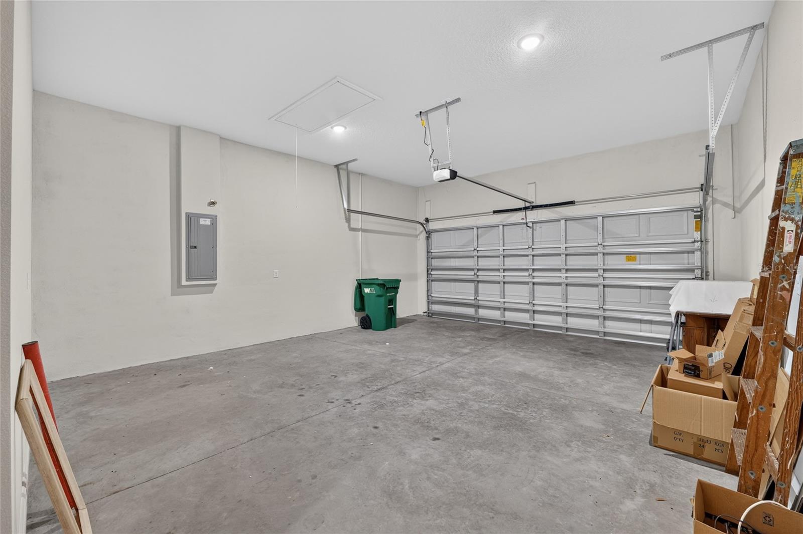 191 W Doerr Path Property Photo 48