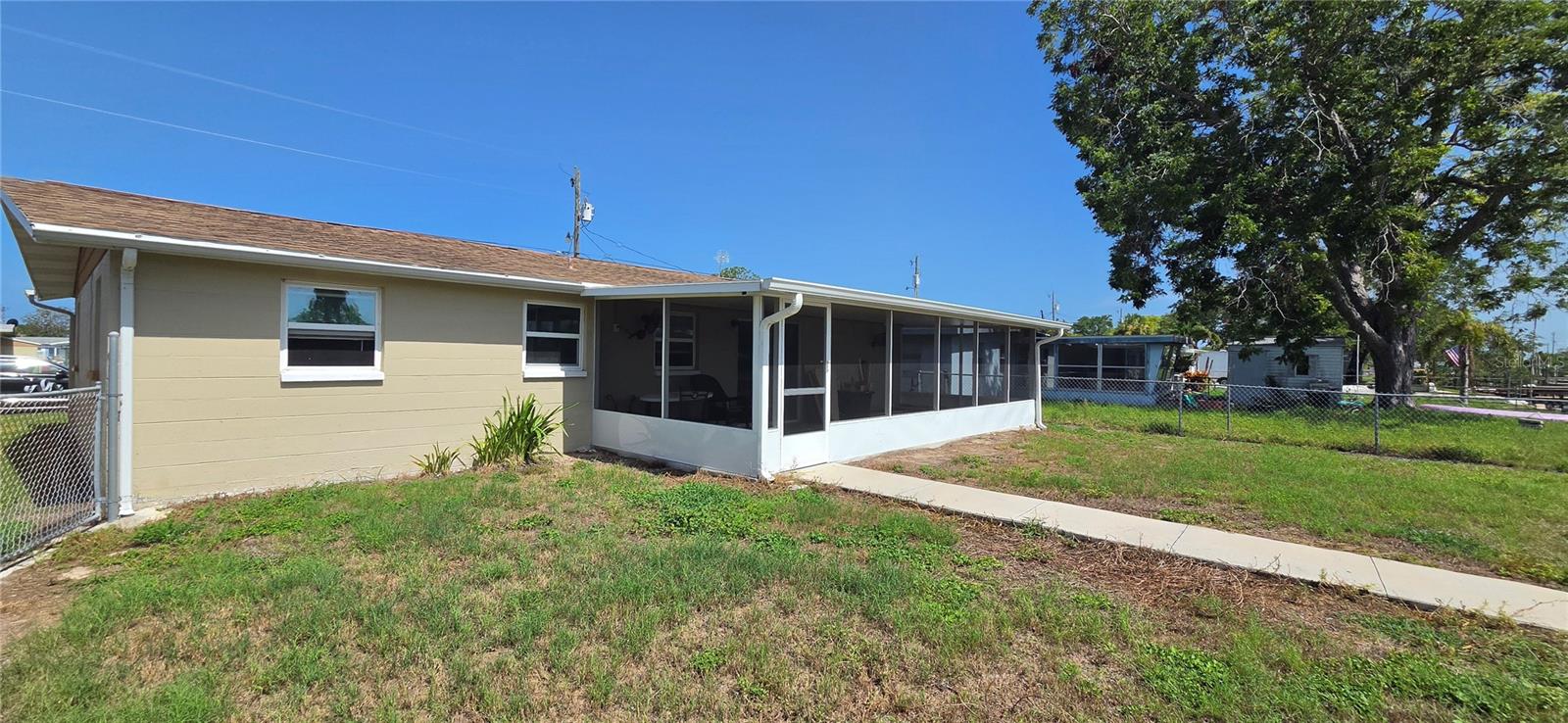 13324 Carol Dr Property Photo 35