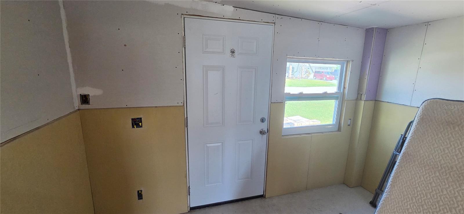 13320 Carol Dr Property Photo 4