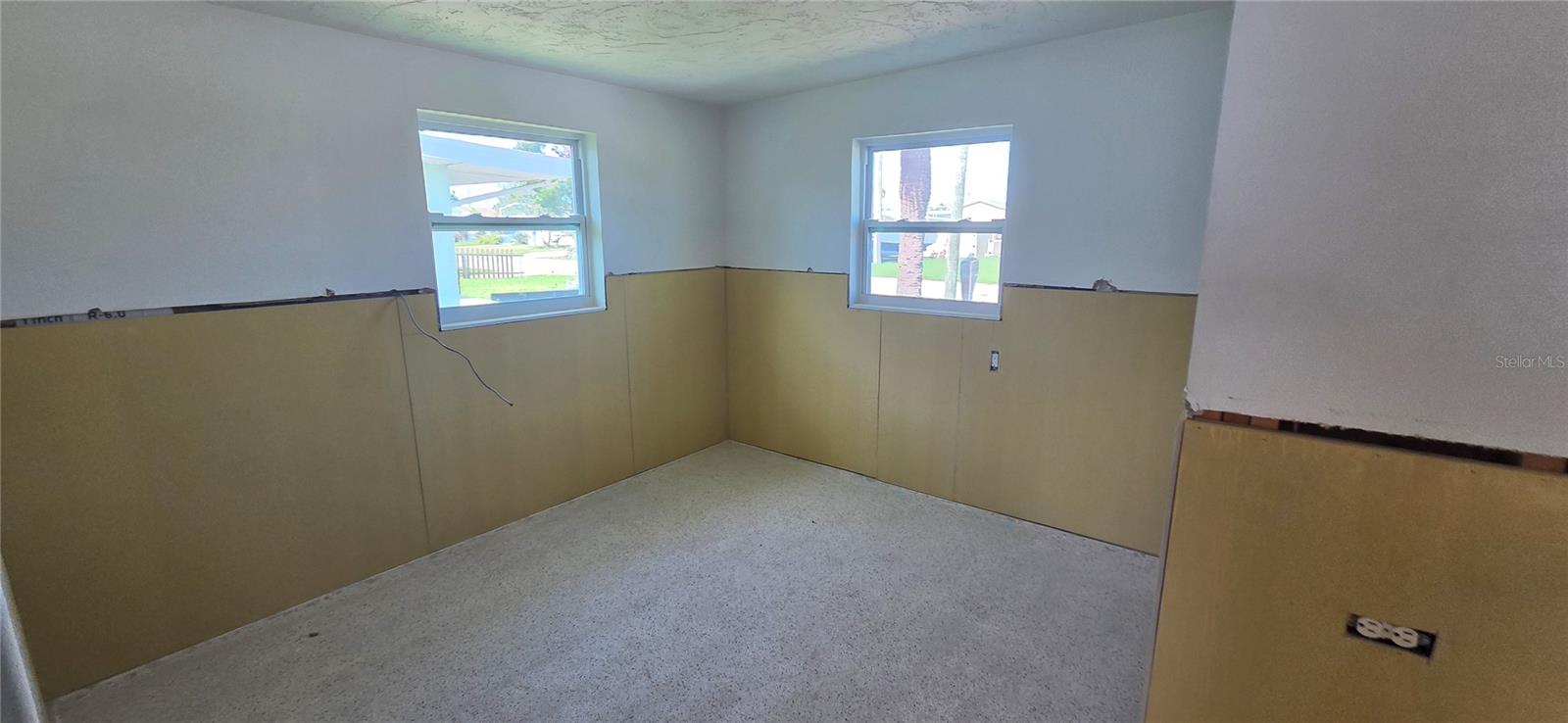 13320 Carol Dr Property Photo 5