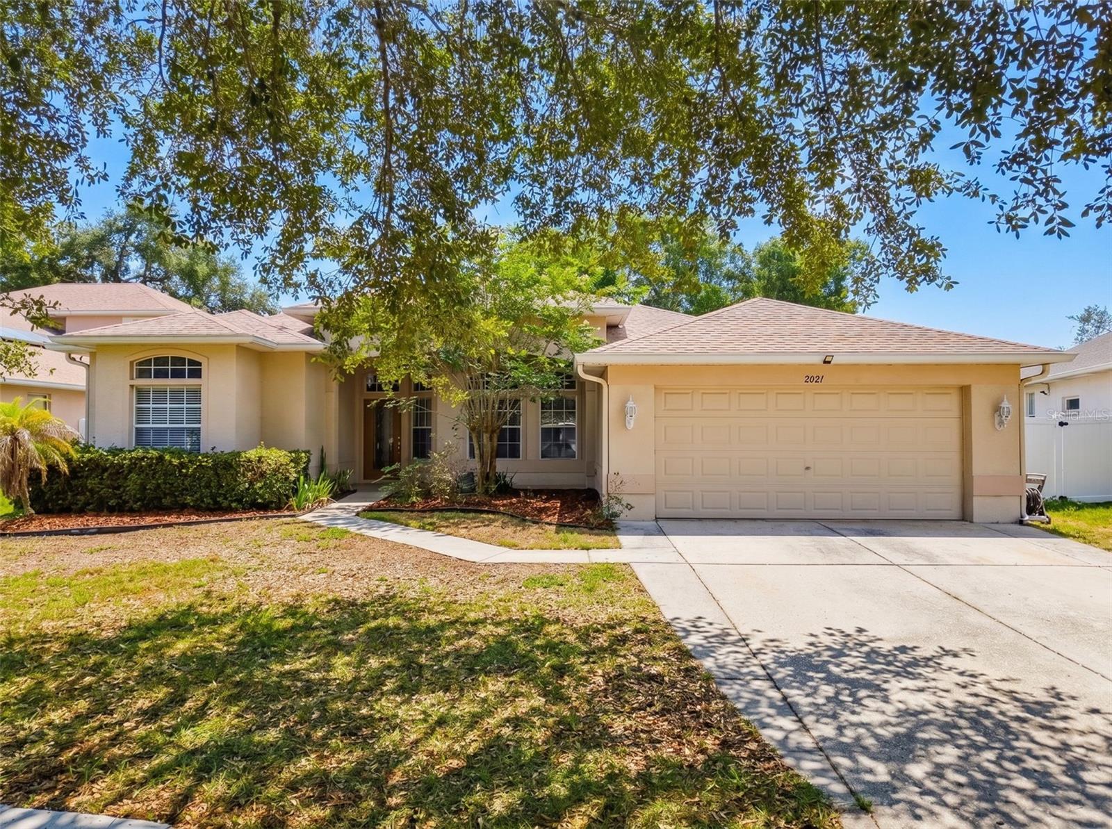 2021 Rutherford Dr Property Photo 2