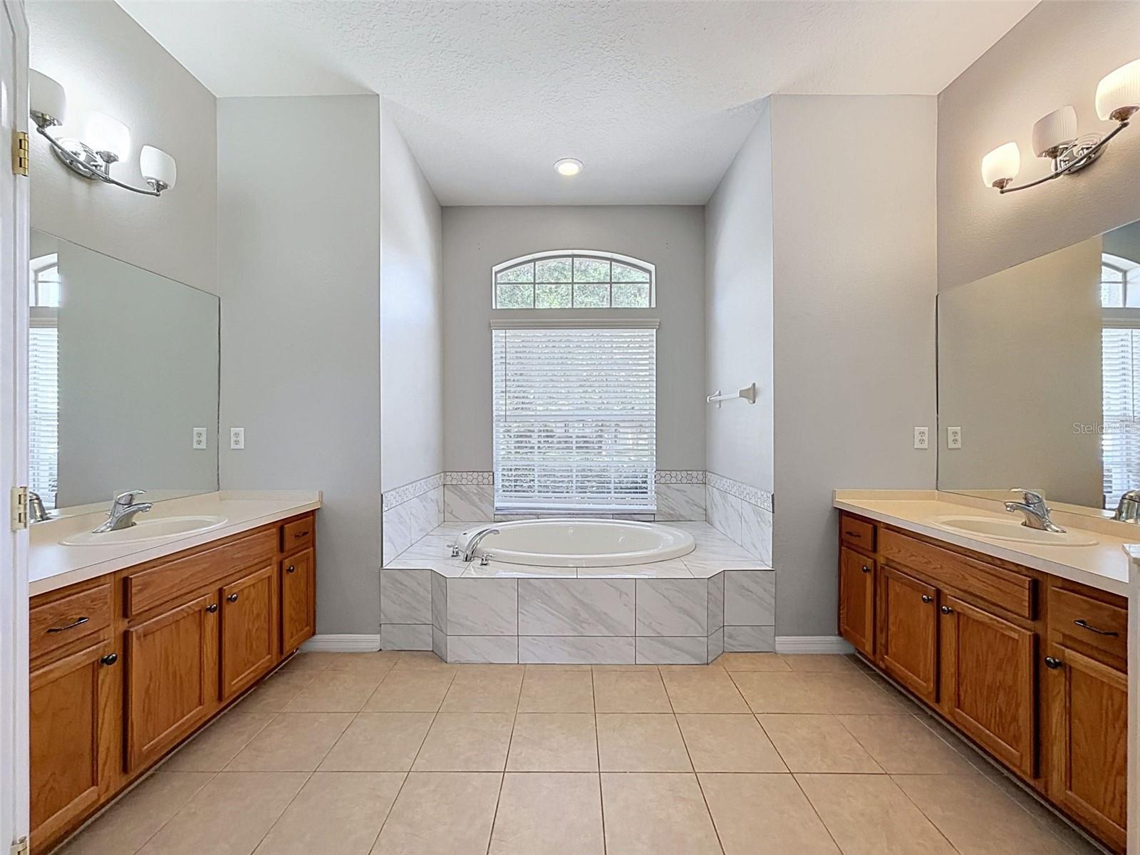 2021 Rutherford Dr Property Photo 27