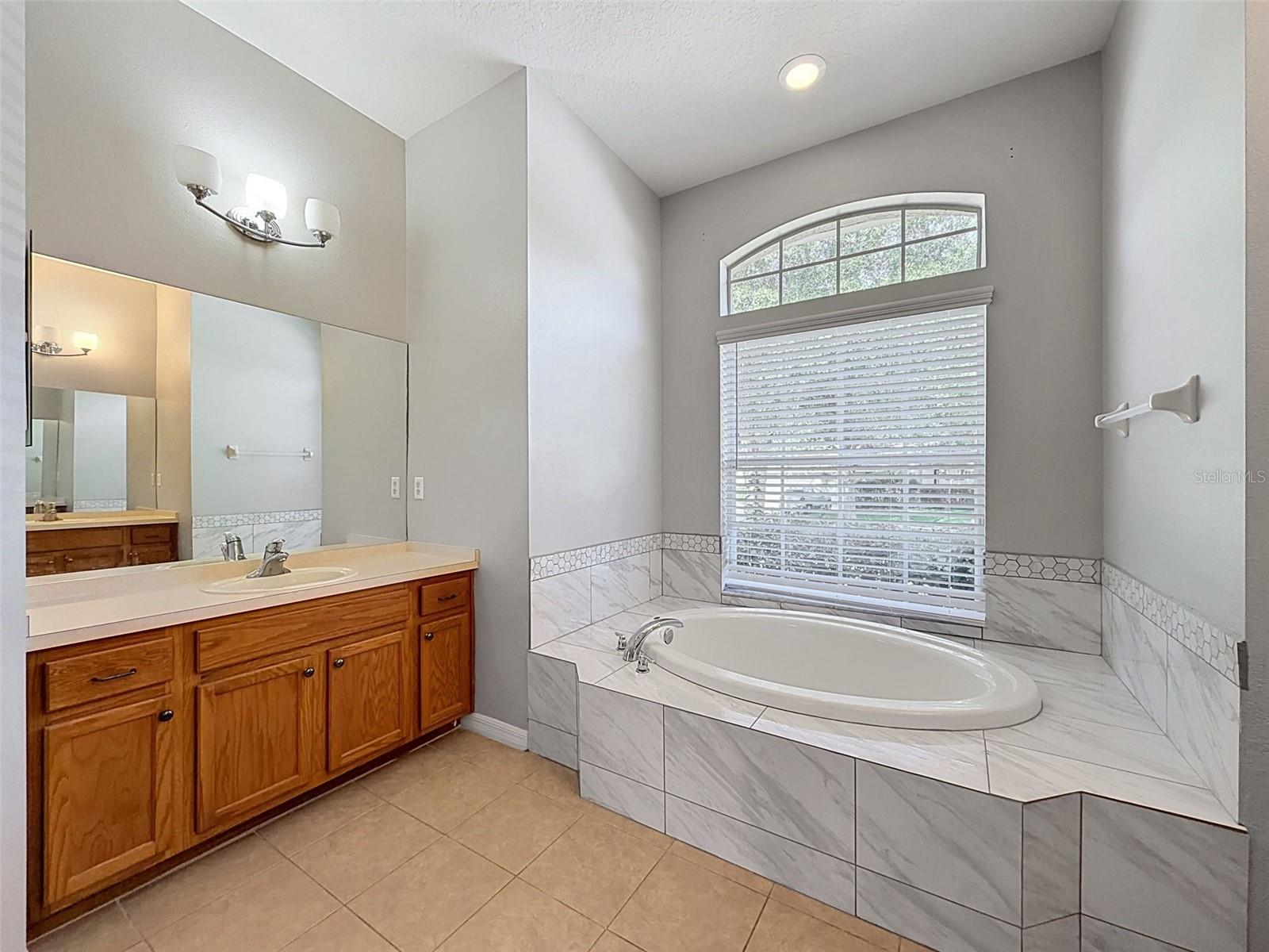 2021 Rutherford Dr Property Photo 28