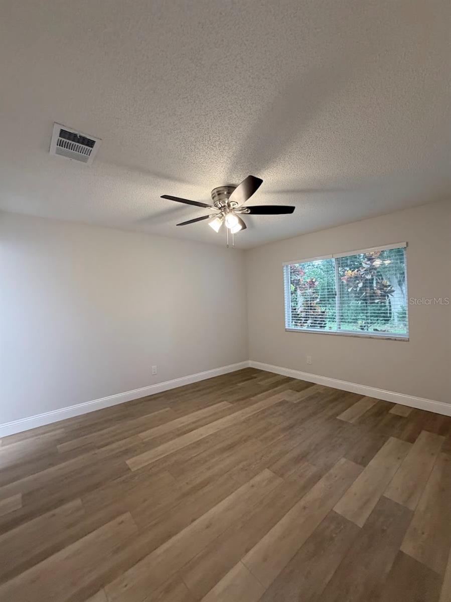 12406 Eagleswood Dr #b Property Photo 18