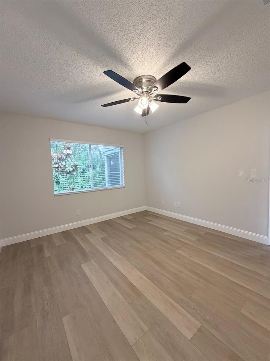12406 Eagleswood Dr #b Property Photo 20