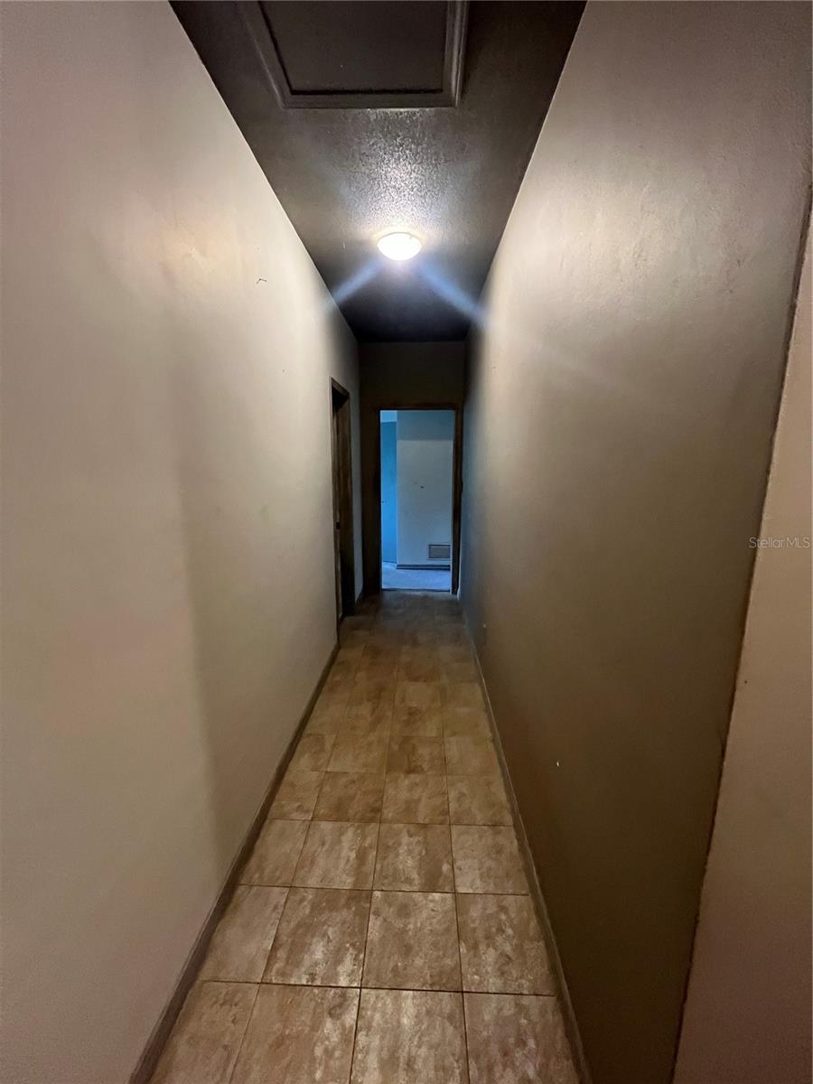 425 Craig Dr Property Photo 17