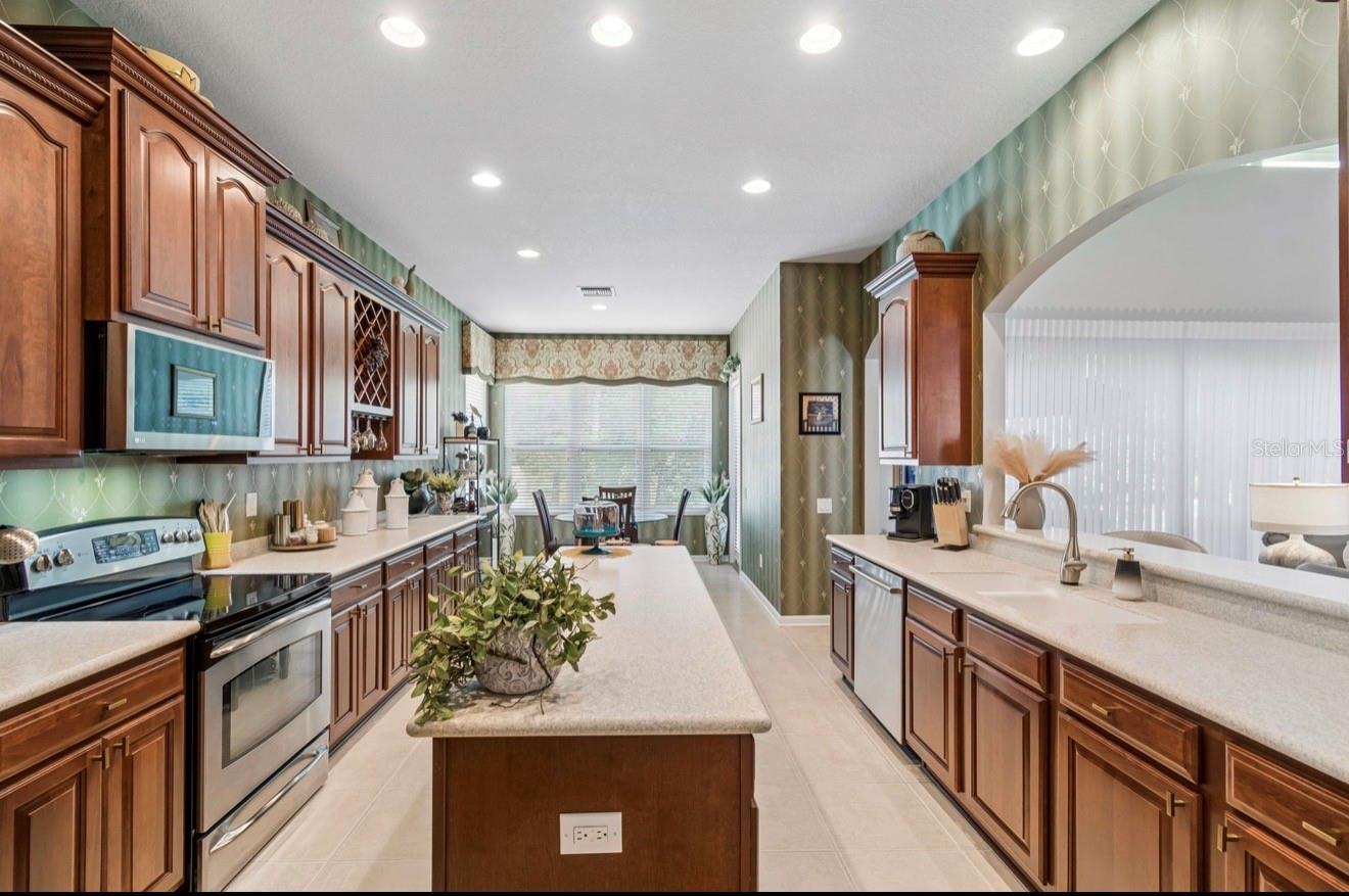 13800 Crest Lake Dr Property Photo 13