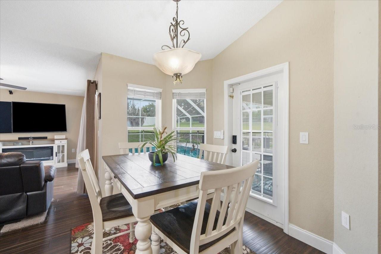 12106 Deep Creek Dr Property Photo 15