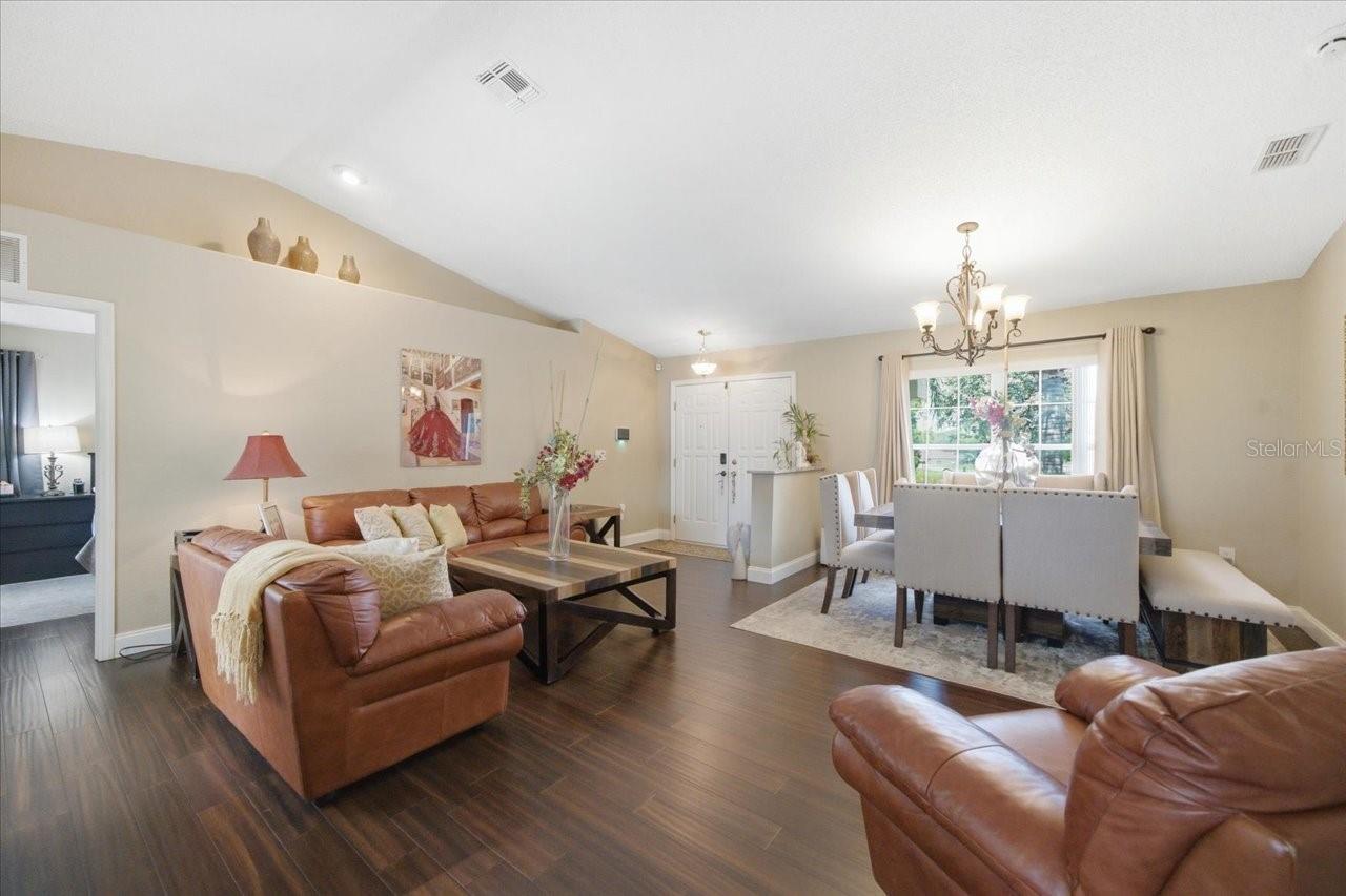12106 Deep Creek Dr Property Photo 18